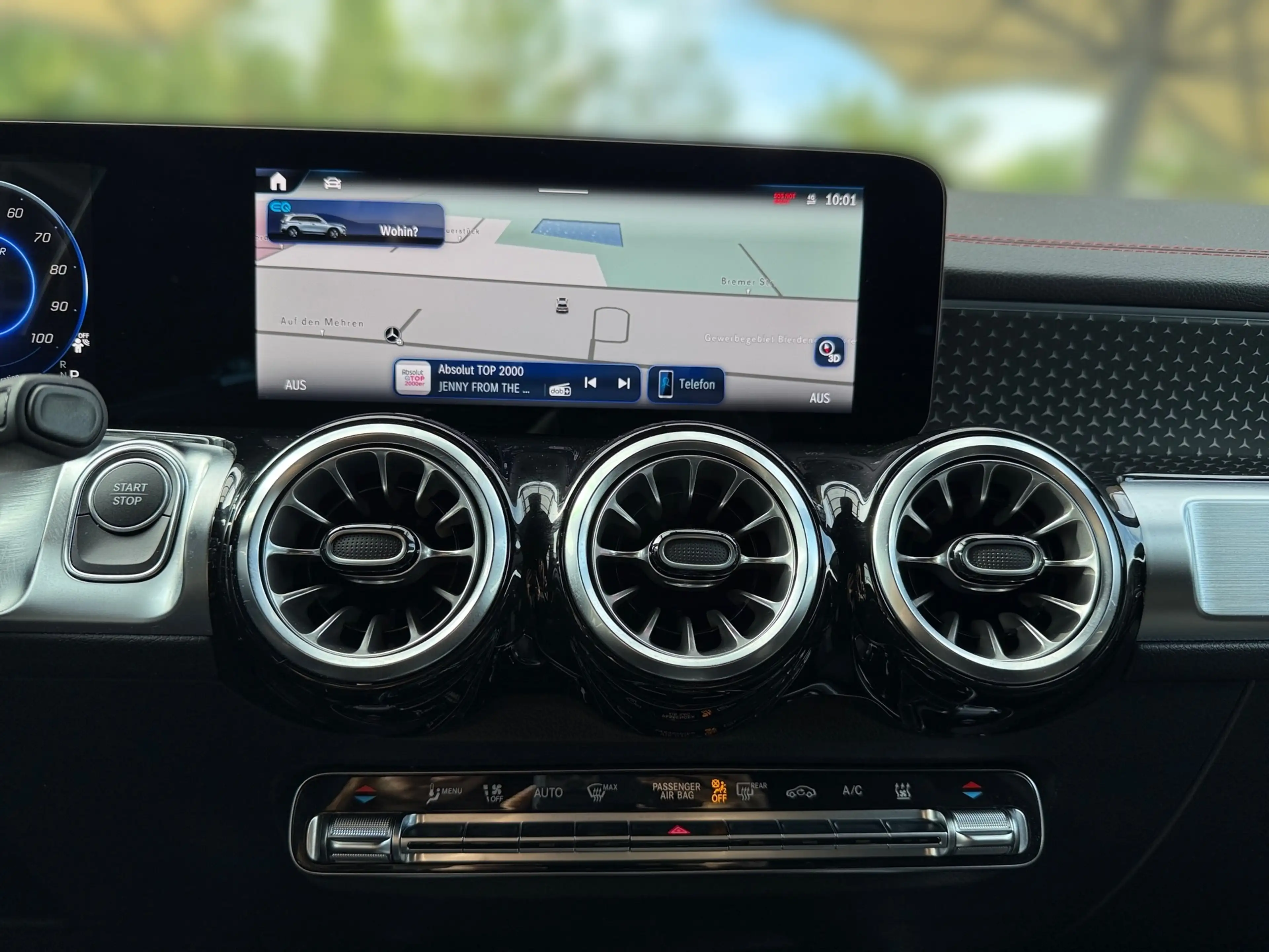 Mercedes-Benz EQB 300 4M AMG+Night+HuD+360°+Navi+Shz+LED+LHZ+APP — photo 12