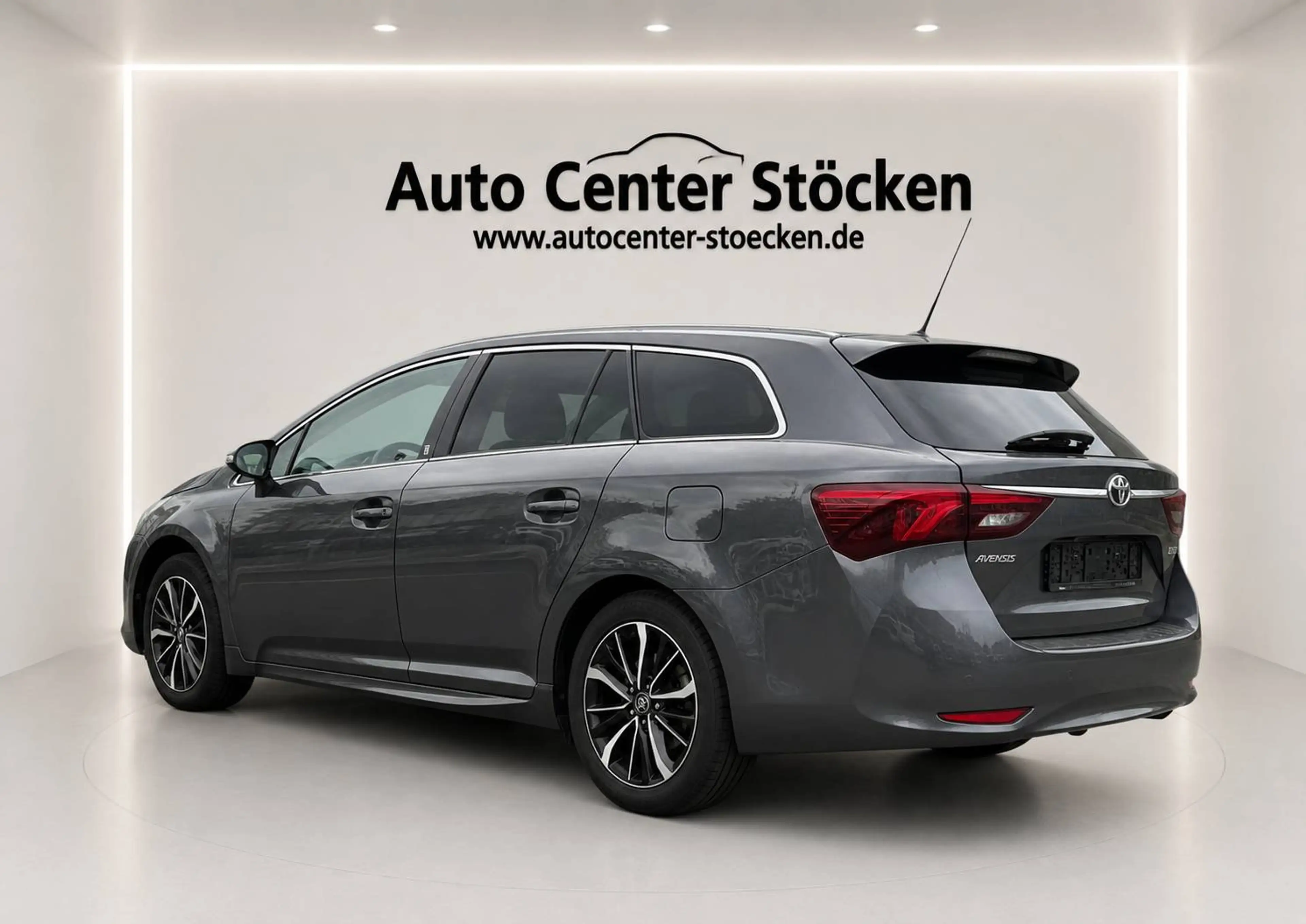 Toyota Avensis Team D AUTOMATIK /TEMPOMAT/NAVI/KAMERA / GARANTIE/FINANZIERUNG — photo 4