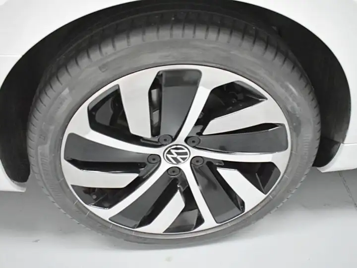 Volkswagen Arteon 2023, foto 6