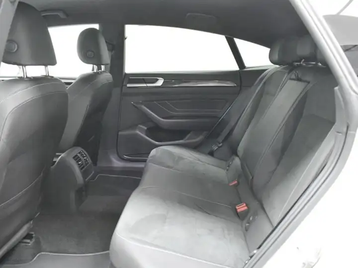 Volkswagen Arteon 2023, foto 29