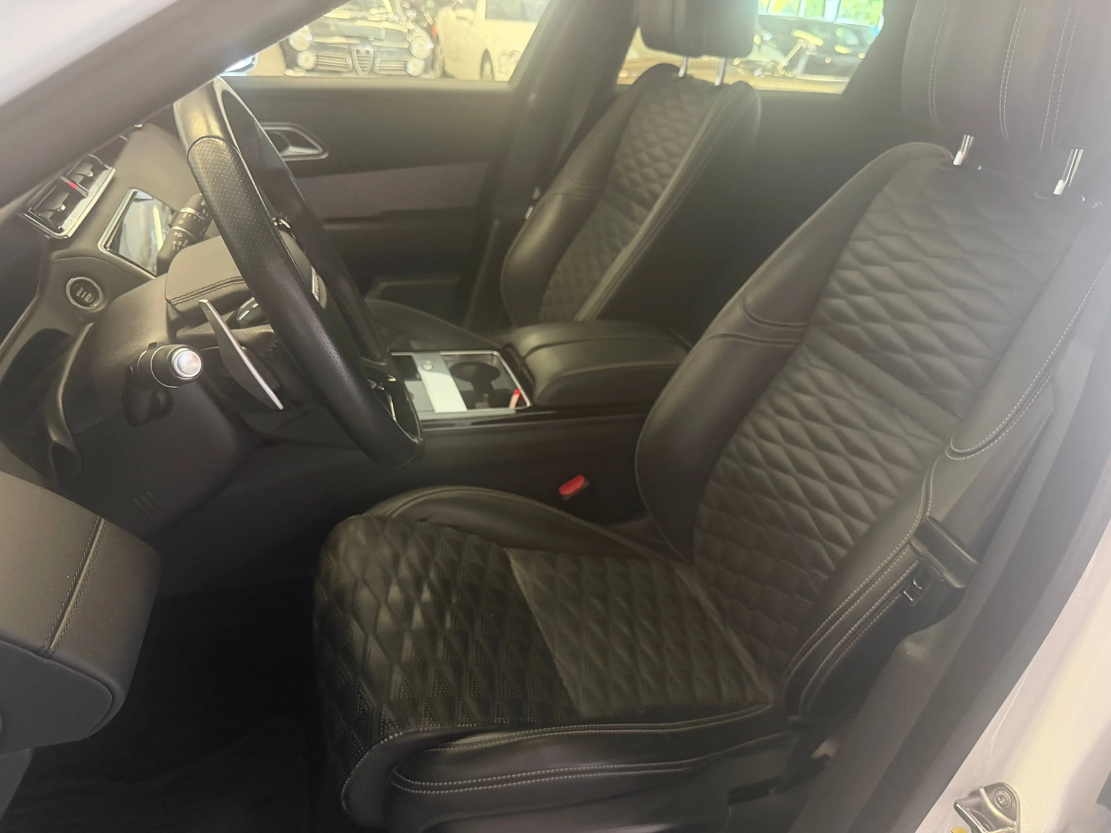 Land Rover Range Rover Velar SV Autobiography Dynamic Edition — photo 11