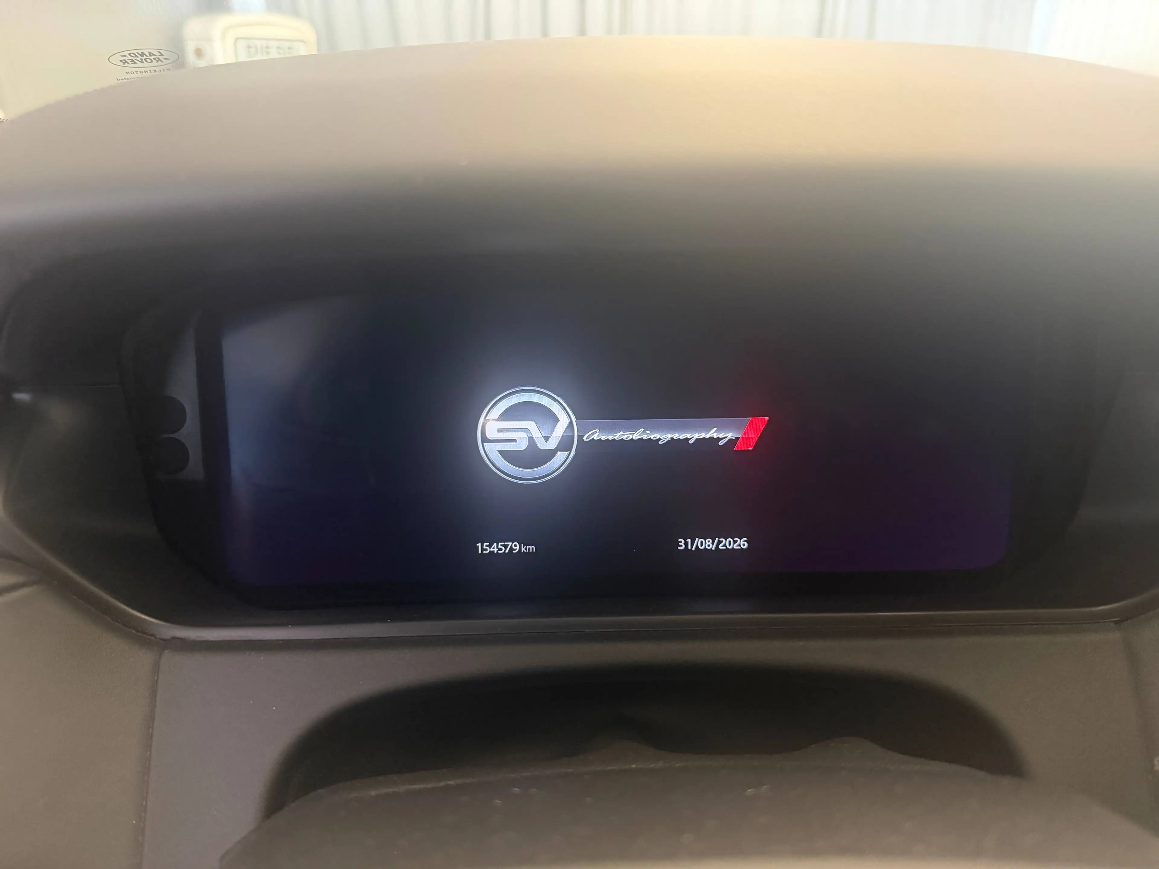Land Rover Range Rover Velar SV Autobiography Dynamic Edition — photo 9