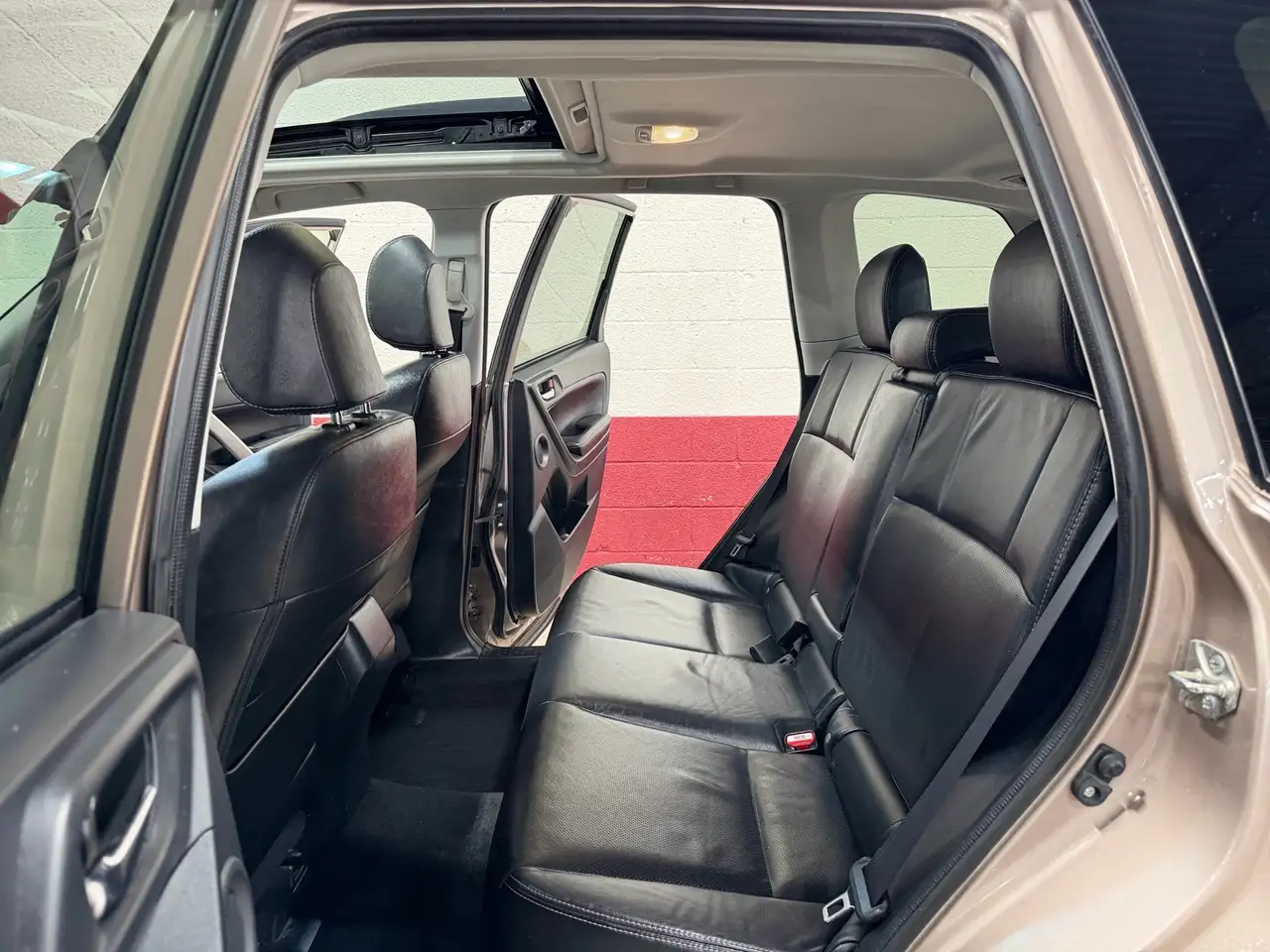 Subaru Forester снимка Subaru Forester