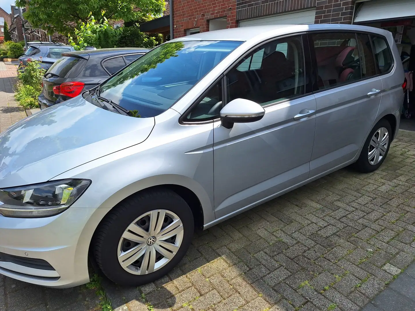 Volkswagen Touran 1.2 TSI (BlueMotion Technology) Trendline - 2