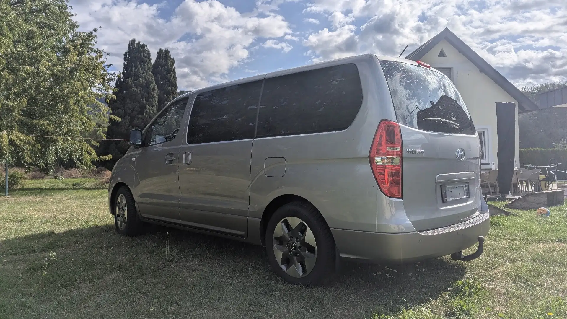 Hyundai Starex 2,5 CRDi Comfort - 2
