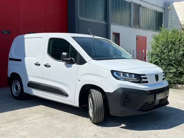 Peugeot Partner 1.6 bluehdi 130 cv Furgonato - IVA ESCLUSA