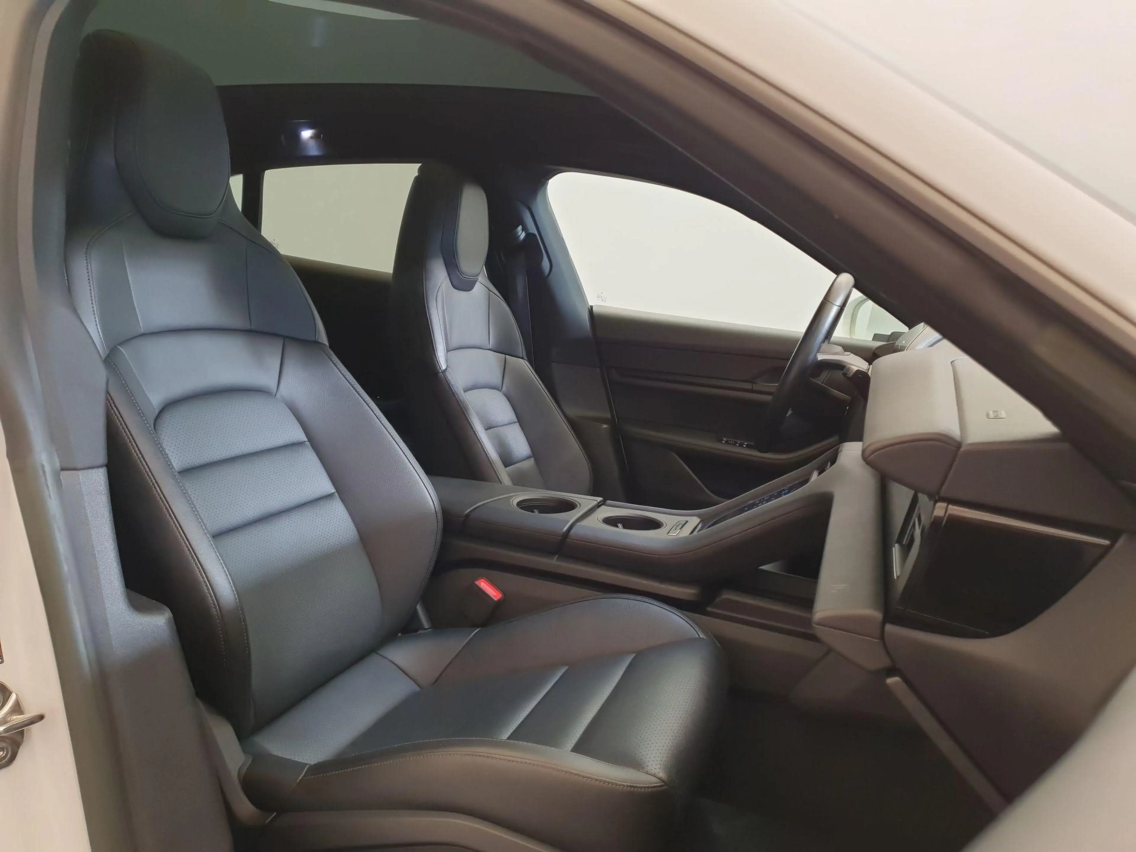 Porsche Taycan Cross Turismo 4 93 kWh Bose, Warmtepomp, Panoramad — photo 4
