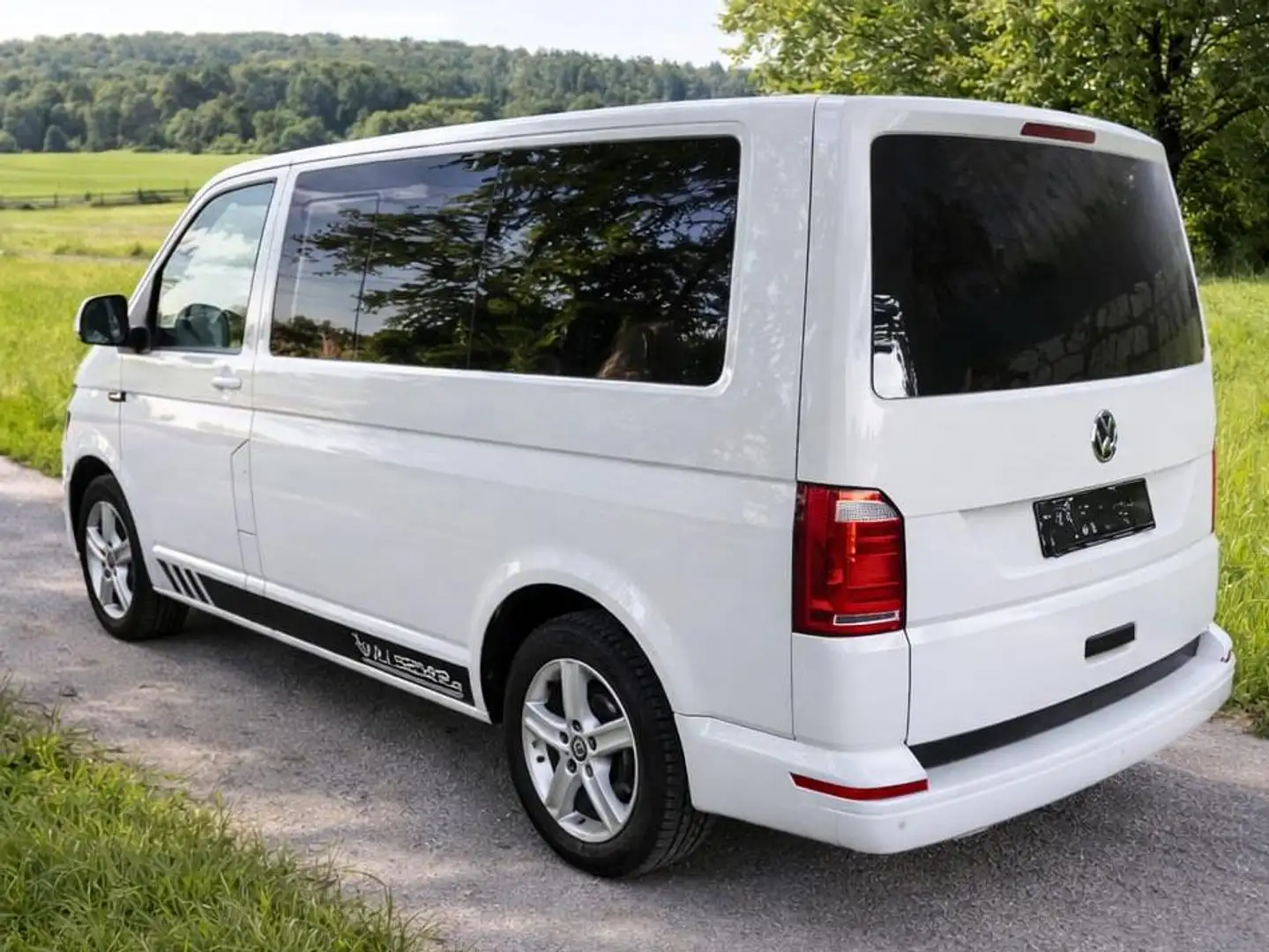 Volkswagen T6 Kombi Kombi KR 2,0 TDI BMT Weiß - 2