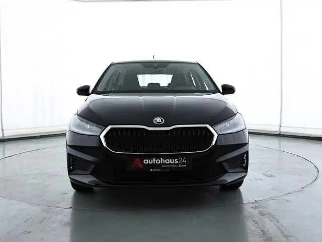 Skoda Fabia view 2