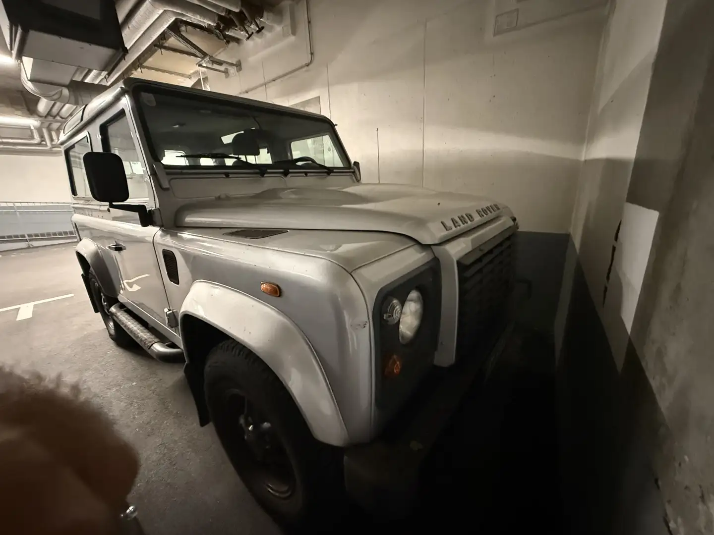 Land Rover Defender 90 - 2