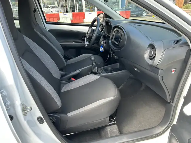 Toyota Aygo X view 3