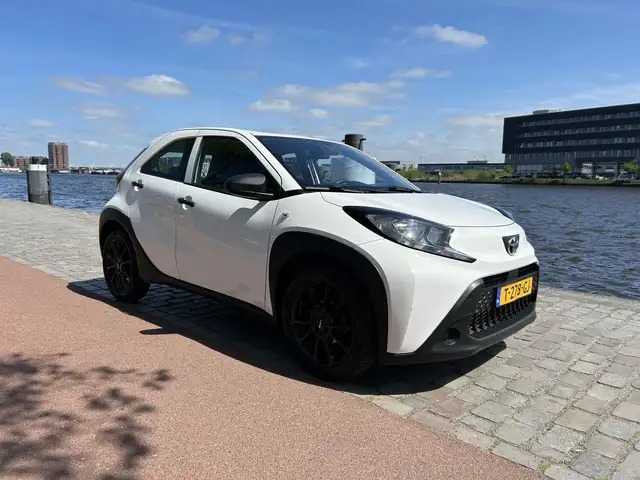 Toyota Aygo X view 4