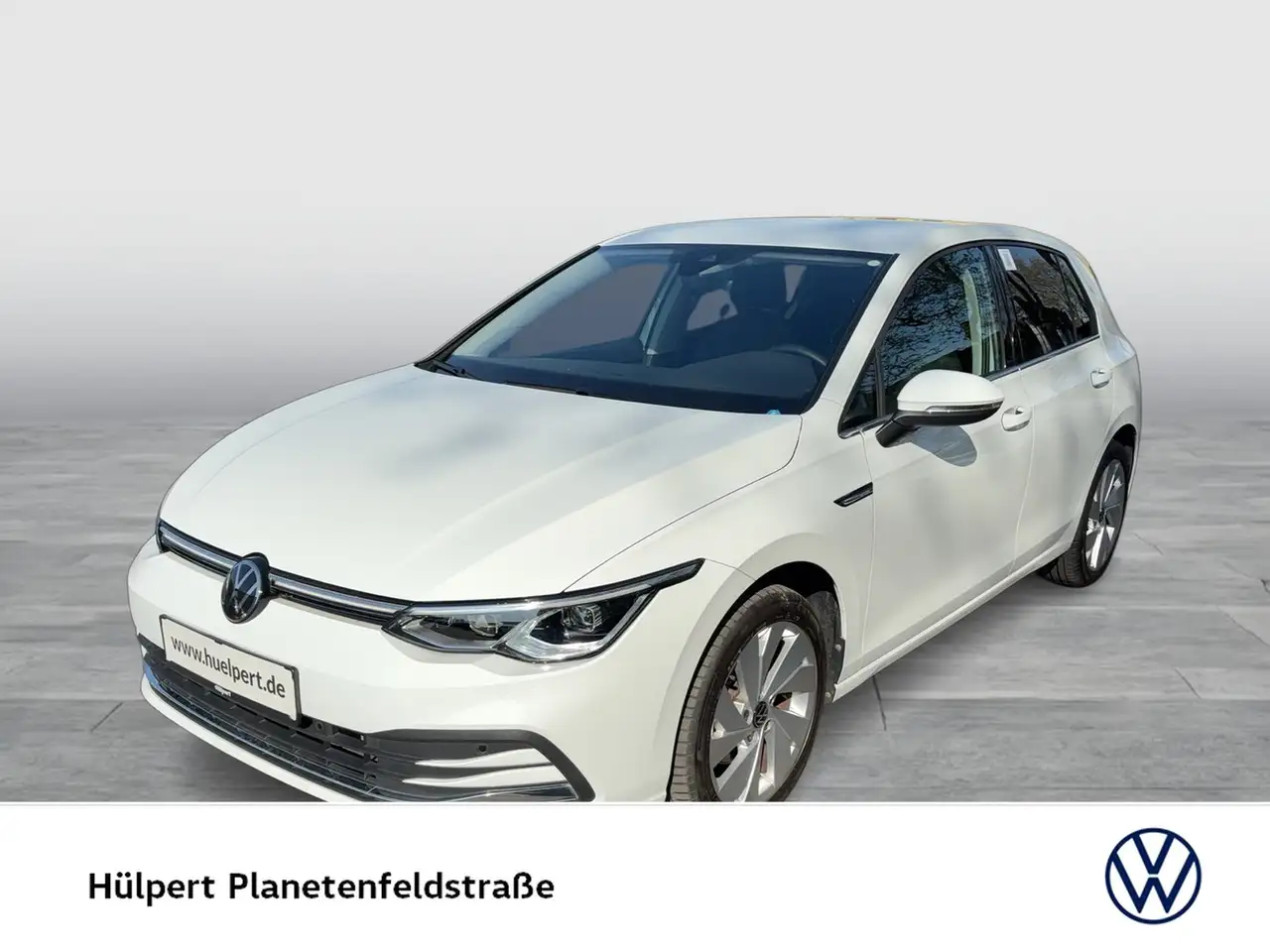 Volkswagen Golf VIII 1.5 eTSI STYLE CAM ACC CARPLAY LM17 2