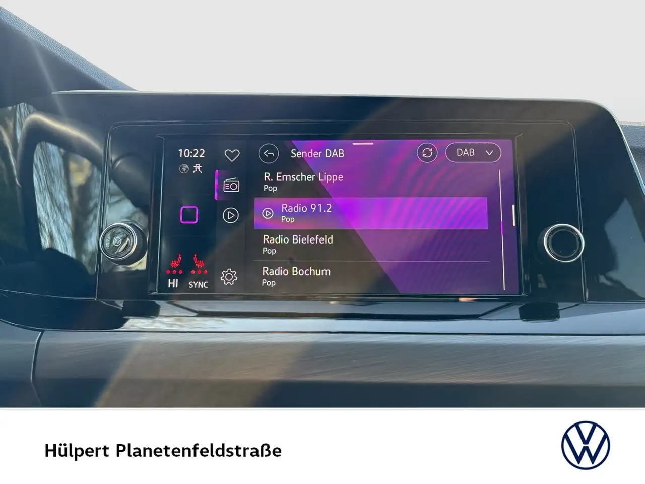 Volkswagen Golf VIII 1.5 eTSI STYLE CAM ACC CARPLAY LM17 10