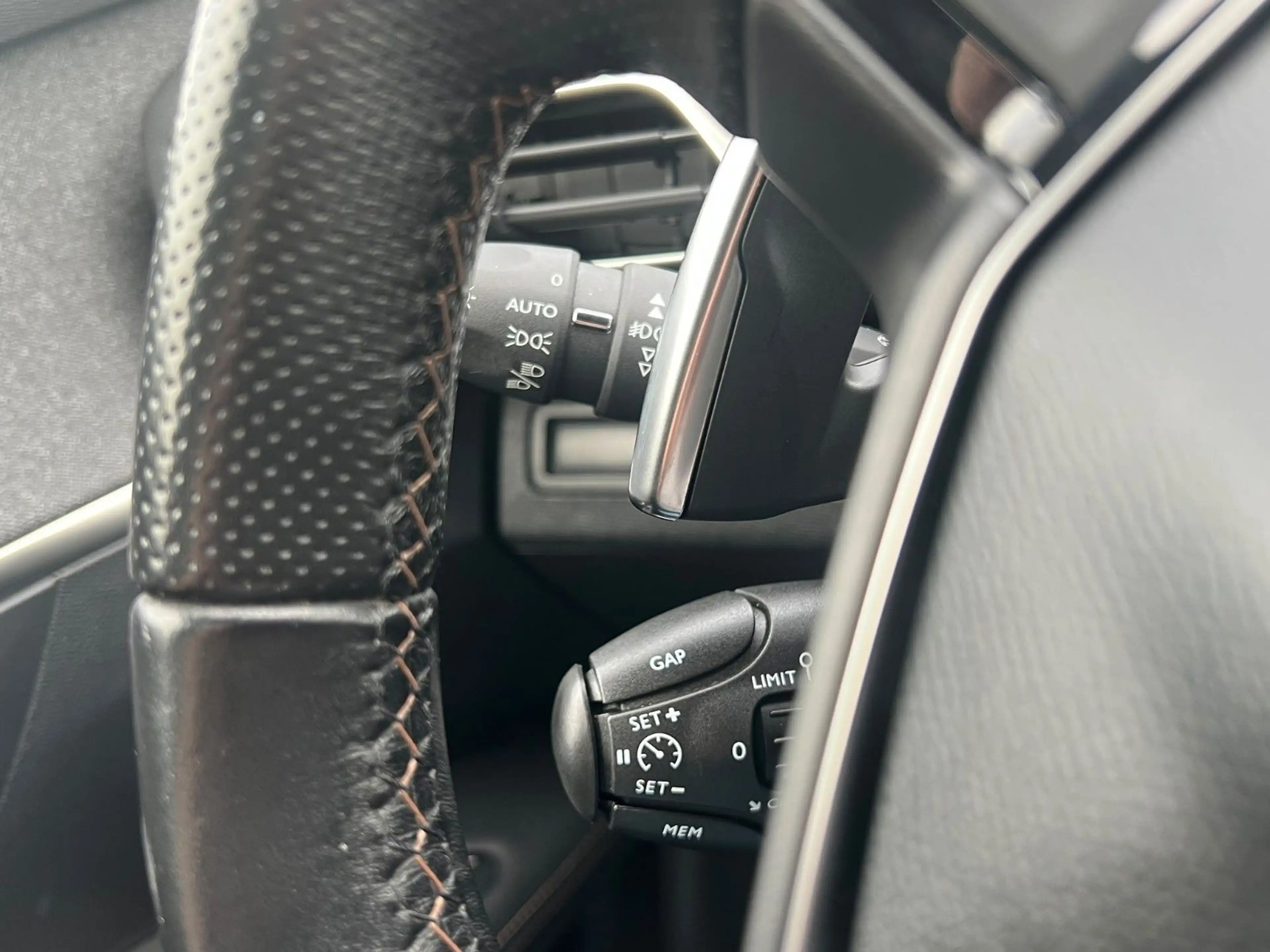 Peugeot 3008 GT LINE-PANORAMA-KAMERA-MASSAGE-FOCAL — photo 10