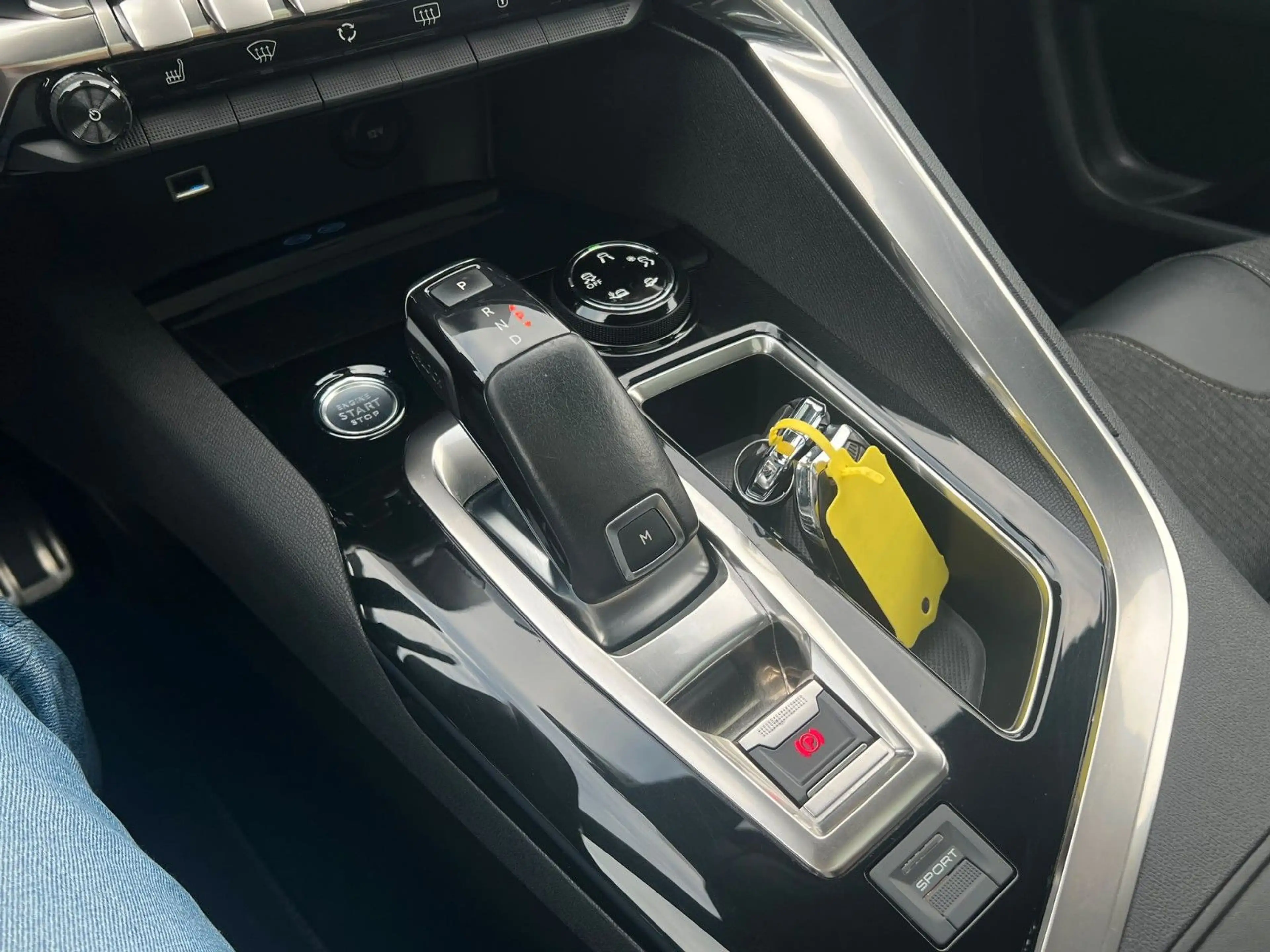 Peugeot 3008 GT LINE-PANORAMA-KAMERA-MASSAGE-FOCAL — photo 15