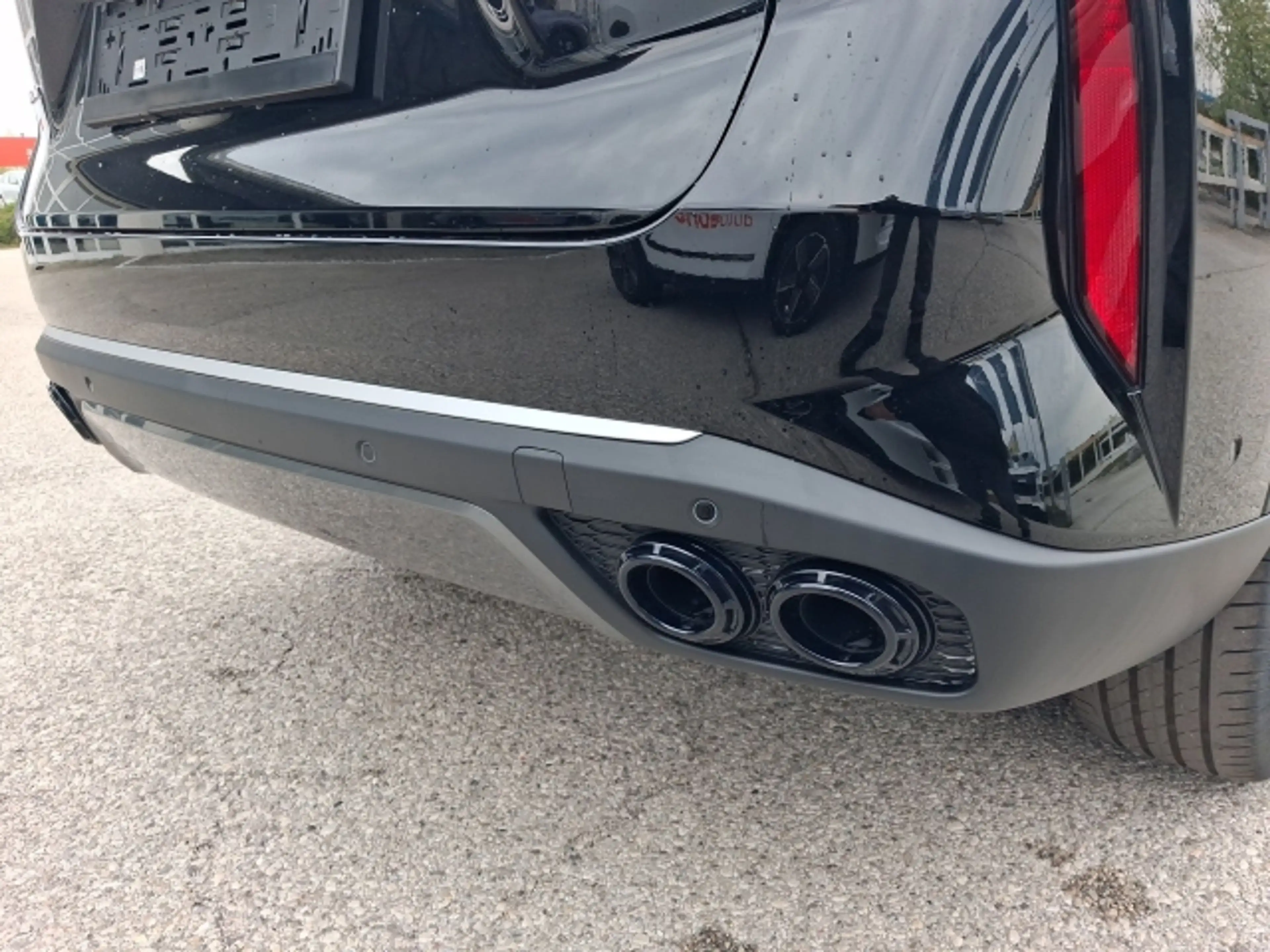 Omoda 9 Omoda 9 Plug-In Hybrid mit SHS und Allrad — photo 14