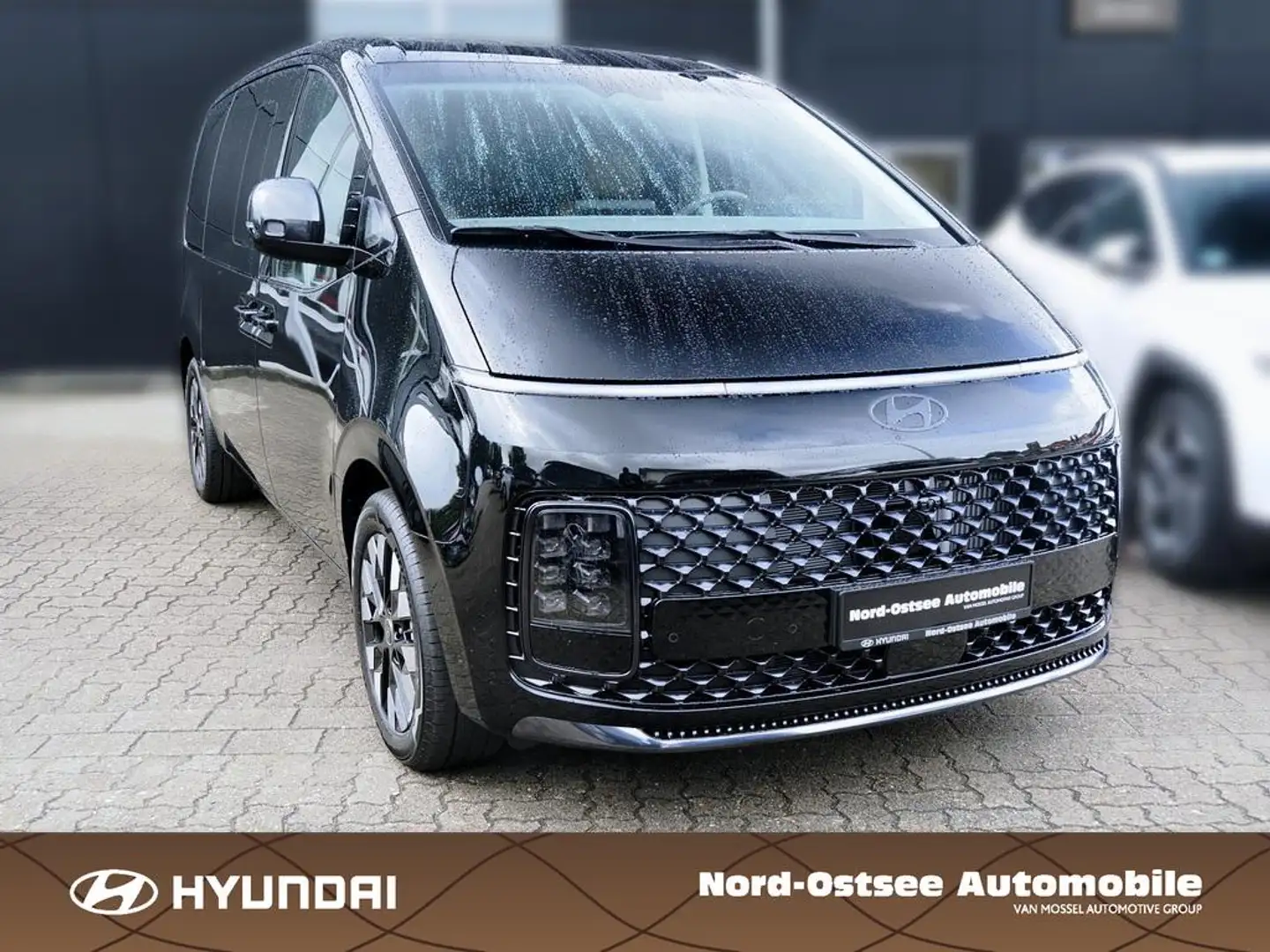 Hyundai STARIA 7-Sitzer HEV SIGNATURE Panoramadach Noir - 2
