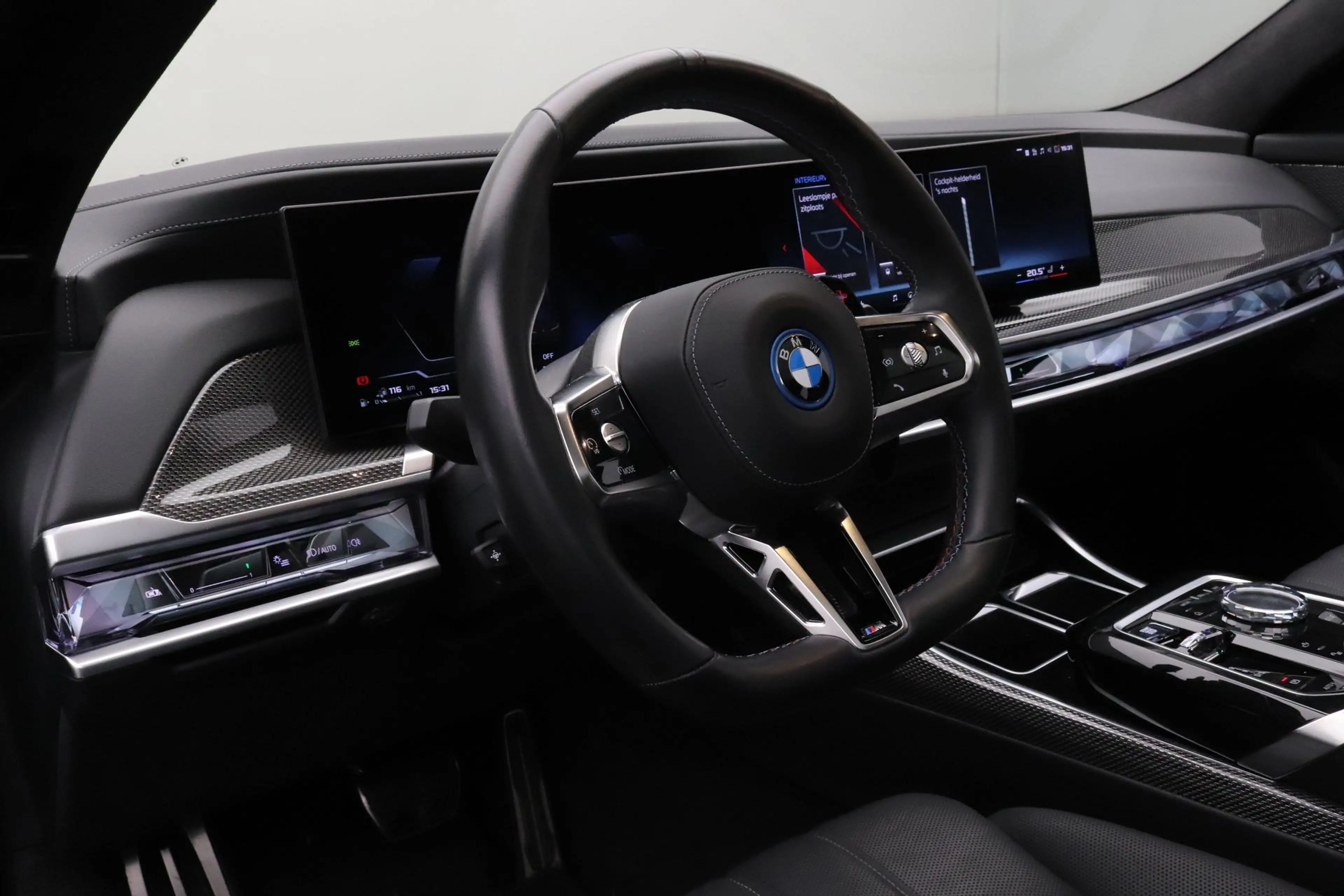 BMW 760 7-serie M760e xDrive | Driving Assistant Professio — photo 11