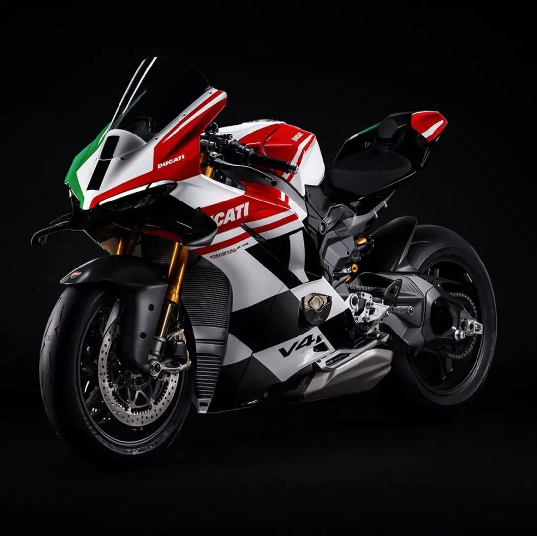 Ducati Panigale V4 Tricolore 2025 - 1