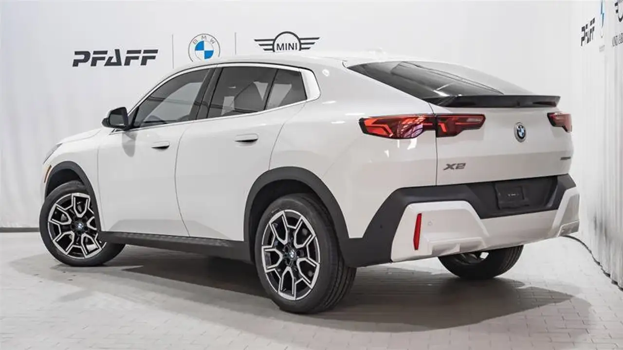 BMW X2 снимка BMW X2