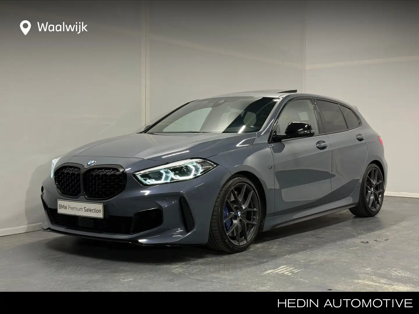 BMW 135 1-serie M135i xDrive High Executive Edition Grijs - 1