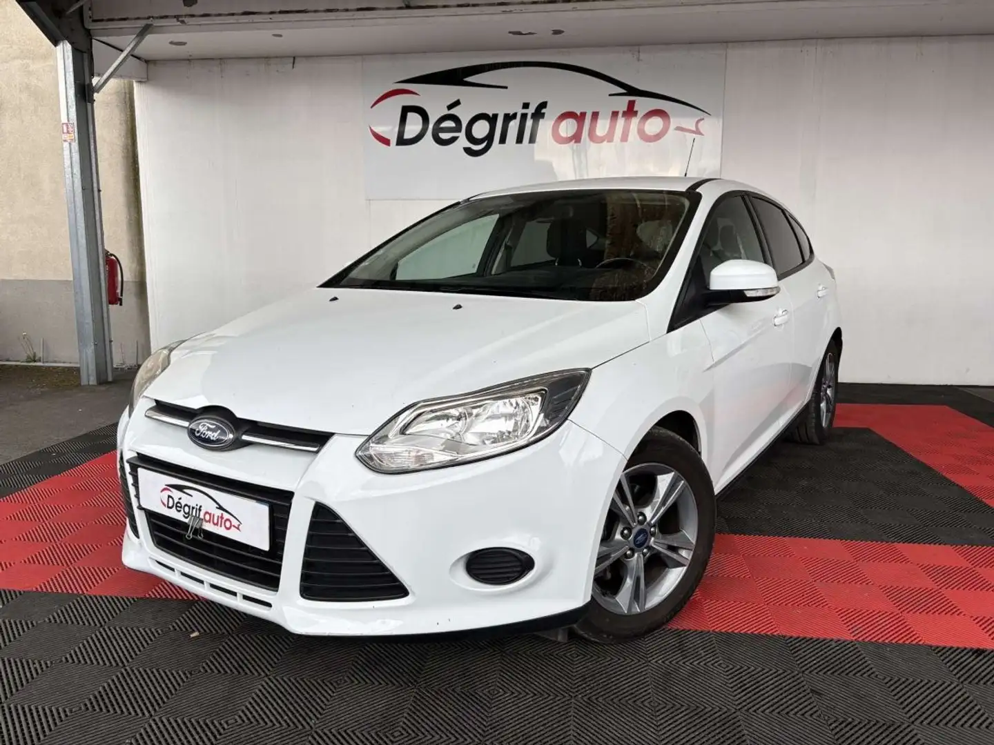 Ford Focus 1.0 SCTi 100 EcoBoost SetS Edition Blanc - 1