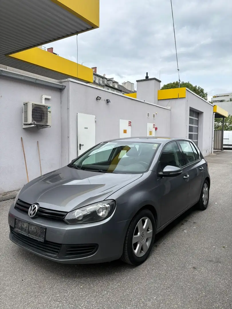 Volkswagen Golf 2.0 TDI DPF Comfortline - 1