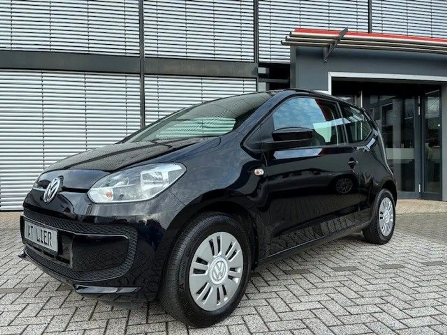 Volkswagen up! move up! Drive-Paket Schwarz - 1