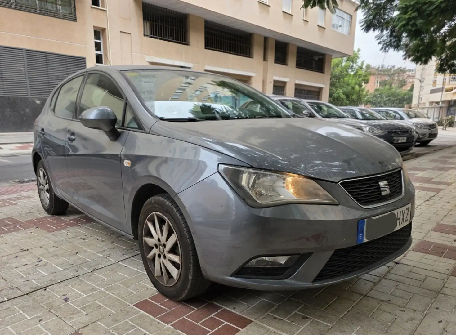 SEAT Ibiza 1.6TDI CR Style 105 Gris - 1