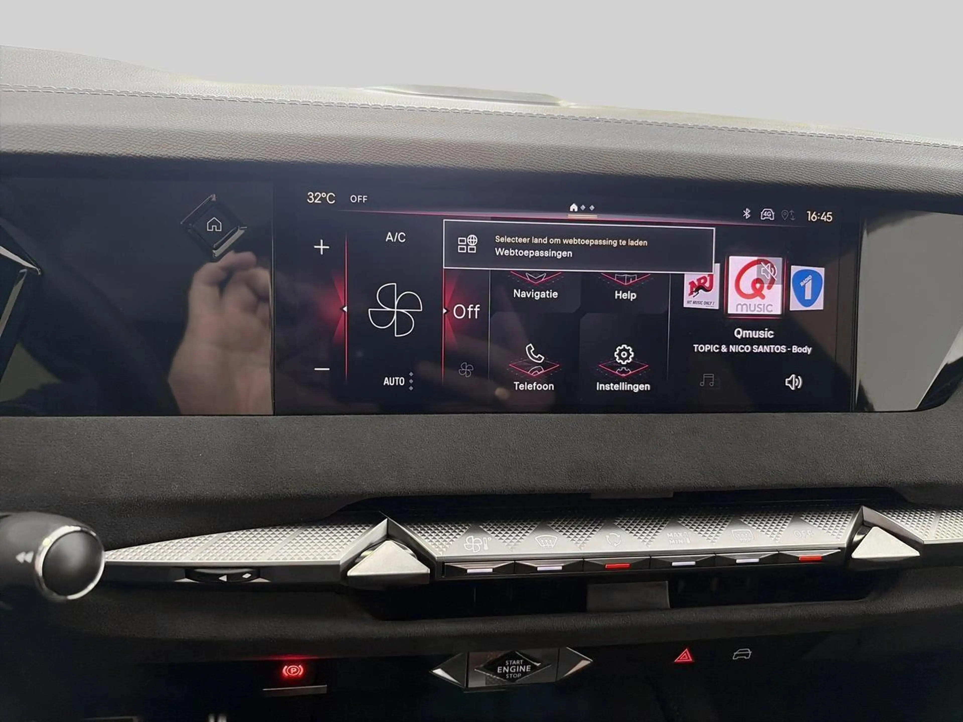 DS Automobiles DS 4 HYBRID 145 Auto Etoile — photo 12