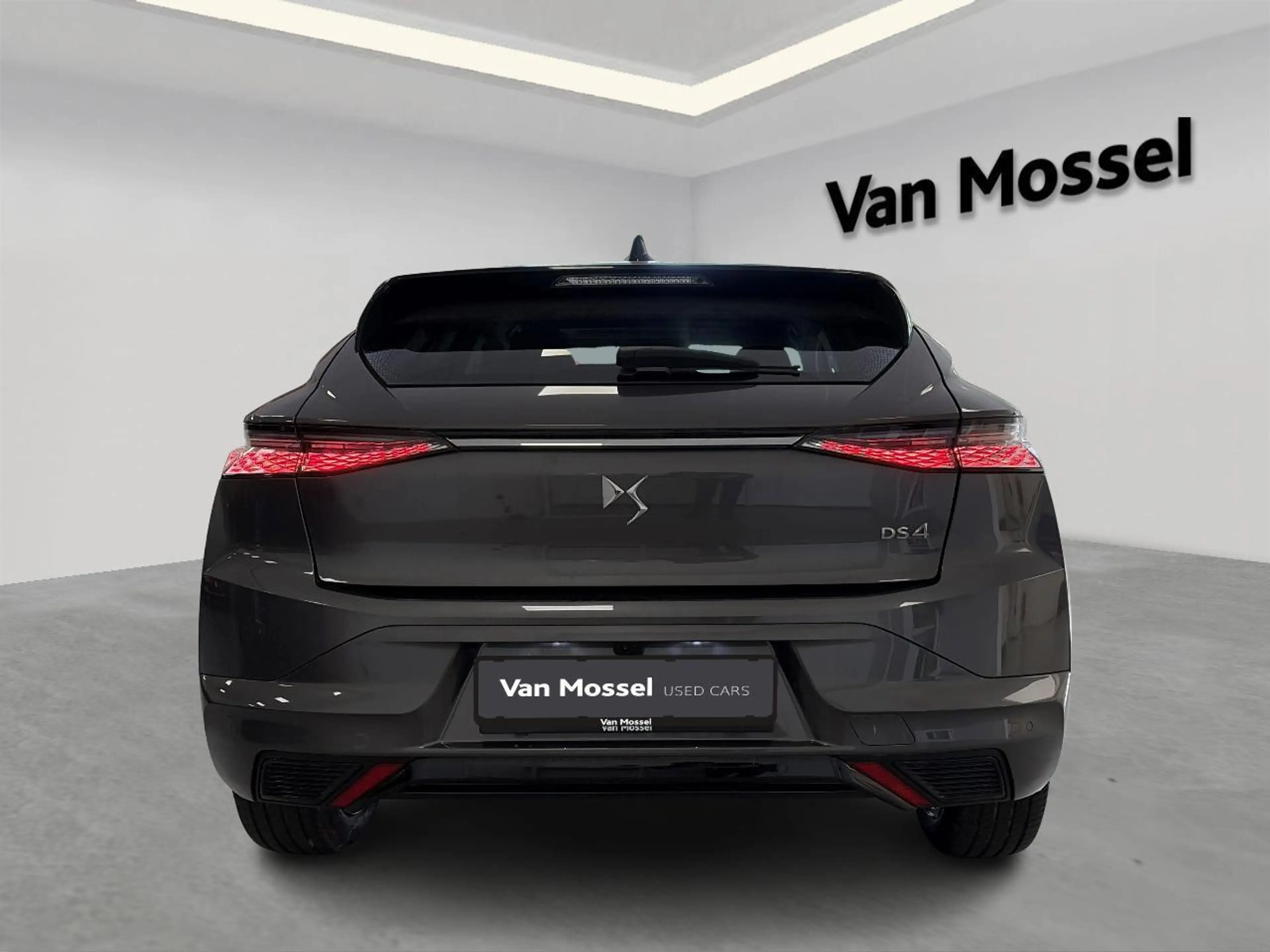 DS Automobiles DS 4 HYBRID 145 Auto Etoile — photo 3