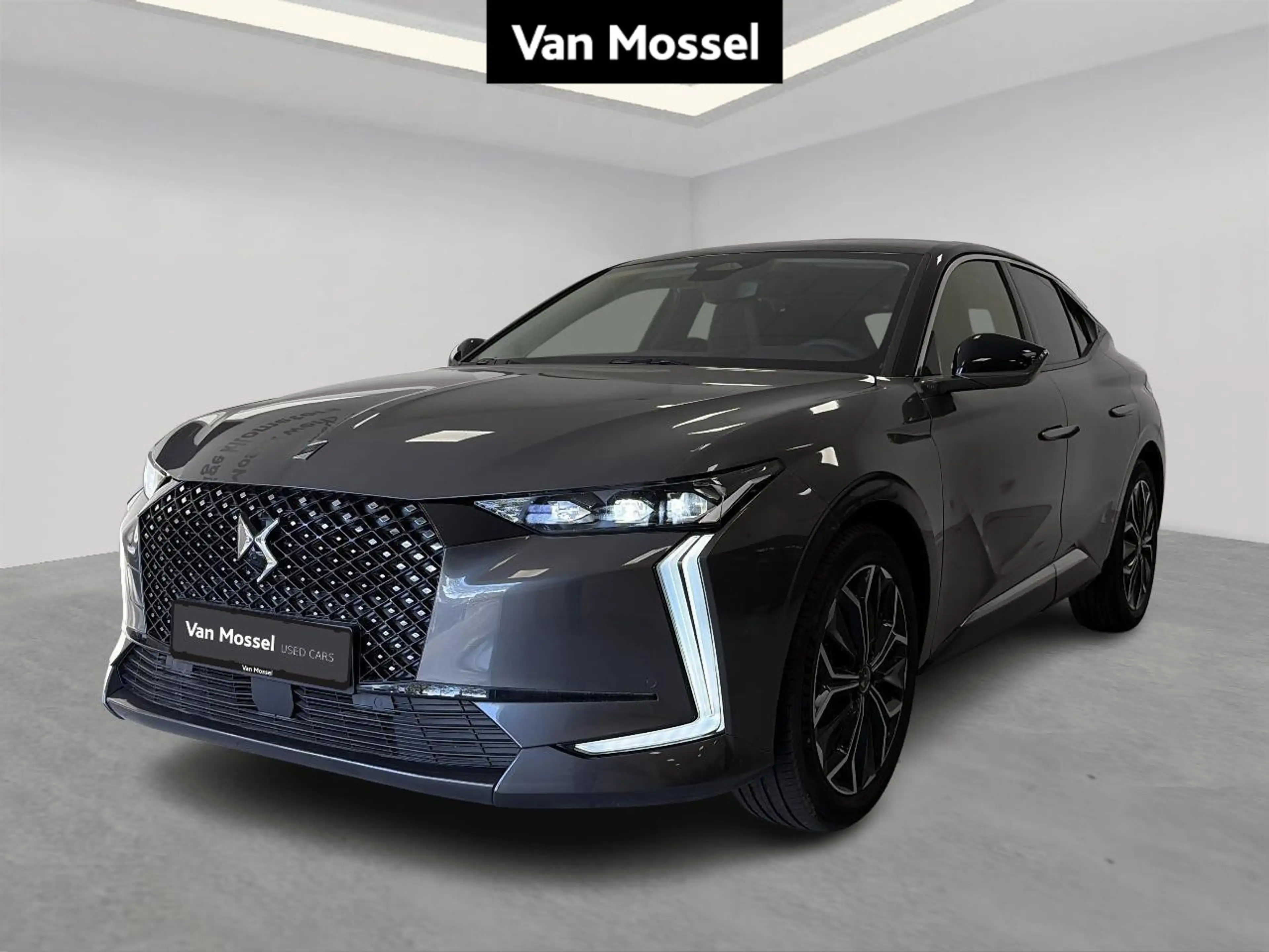 DS Automobiles DS 4 HYBRID 145 Auto Etoile