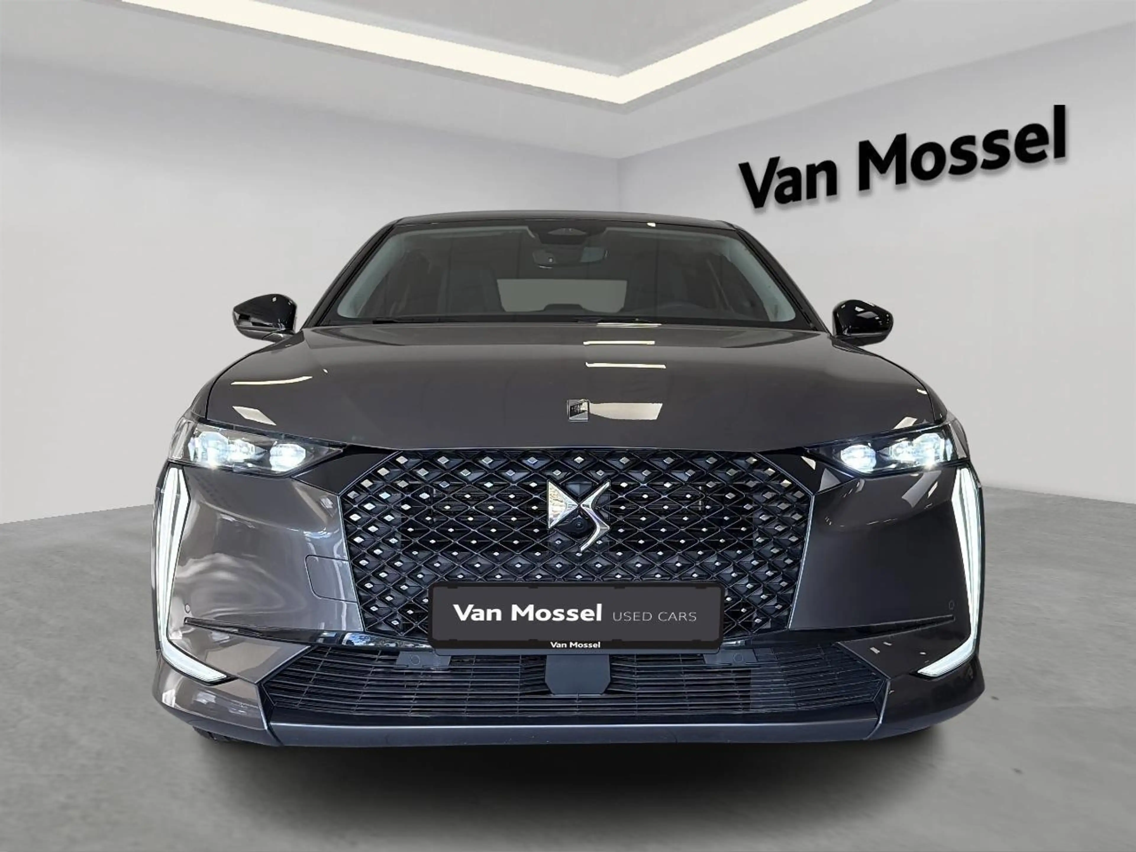 DS Automobiles DS 4 HYBRID 145 Auto Etoile — photo 2