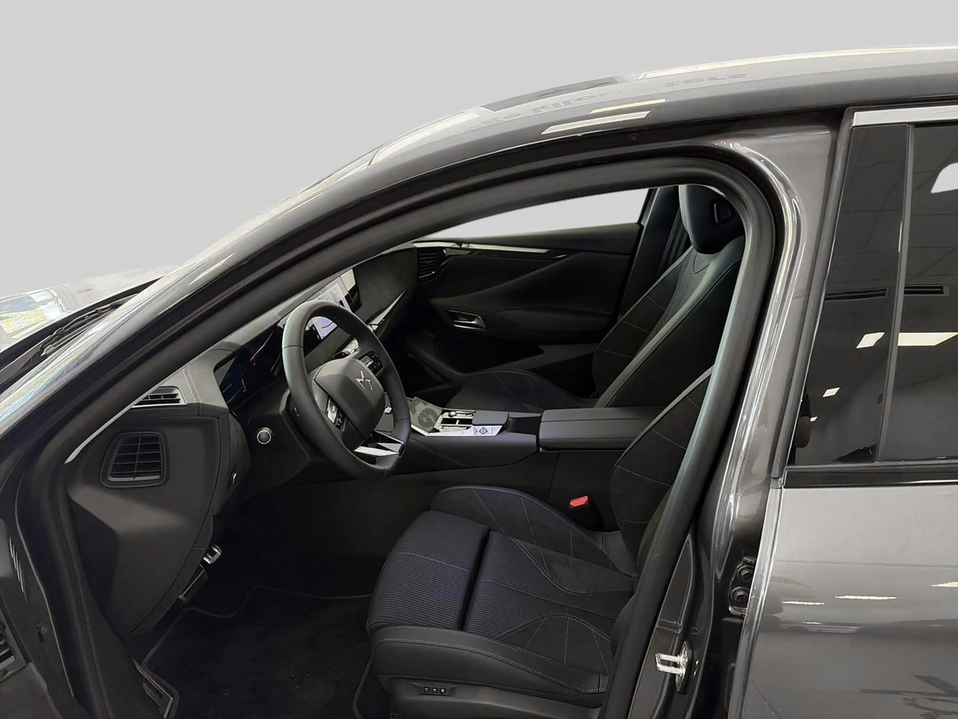 DS Automobiles DS 4 HYBRID 145 Auto Etoile — photo 8