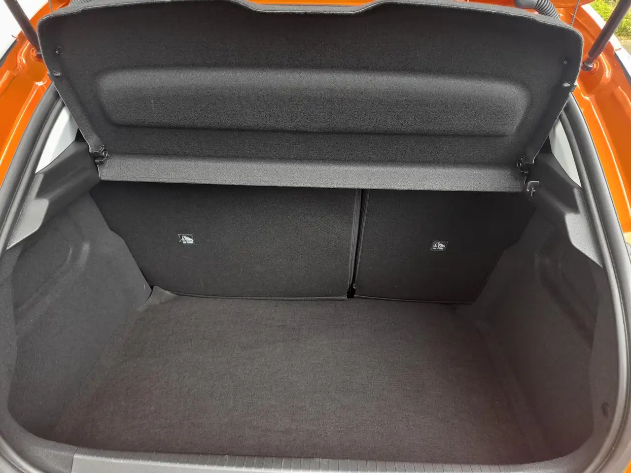 Opel Corsa F Elegance NAVI/APP~SHZ~2xPDC~LED~DAB~GRA 19