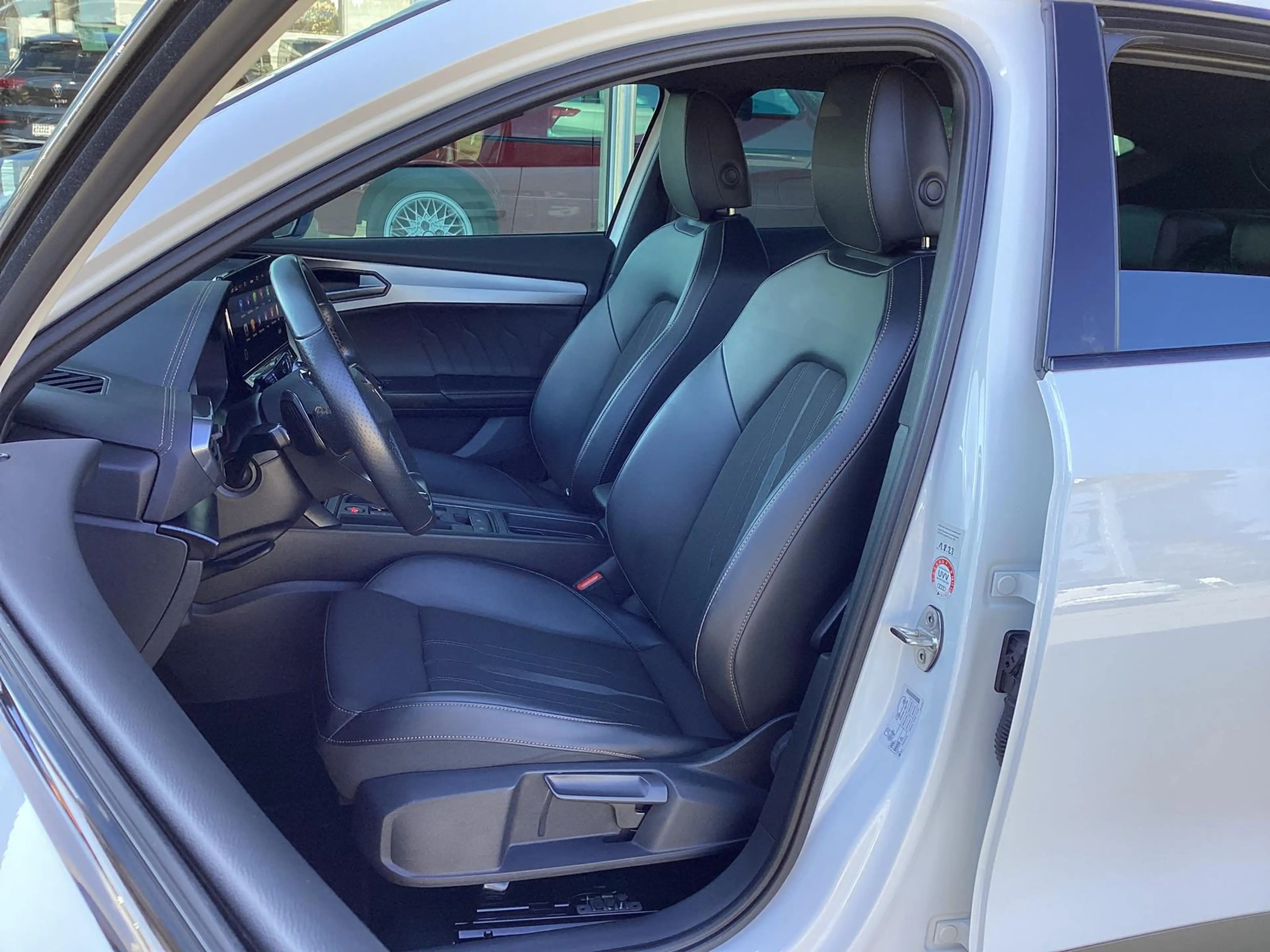 CUPRA Formentor 1.5 TSI DSG/19"/SHZ/ACC/Kamera/Navi — photo 4