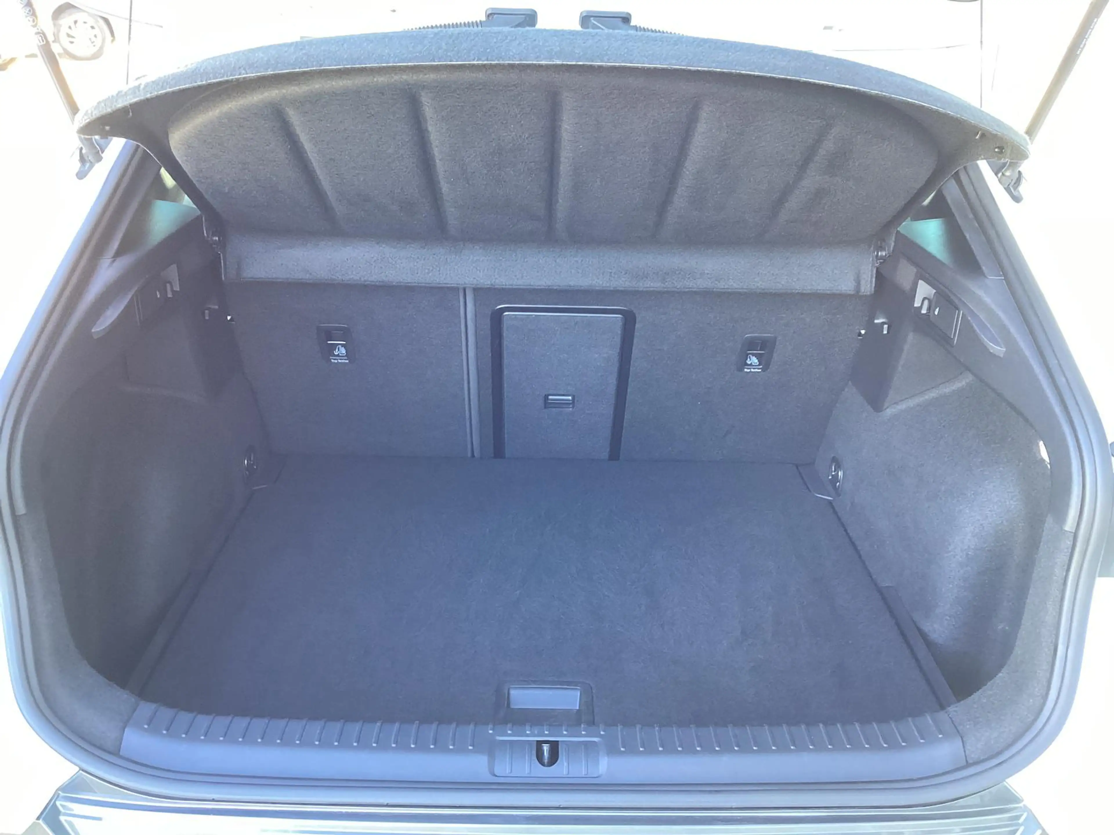 CUPRA Formentor 1.5 TSI DSG/19"/SHZ/ACC/Kamera/Navi — photo 15