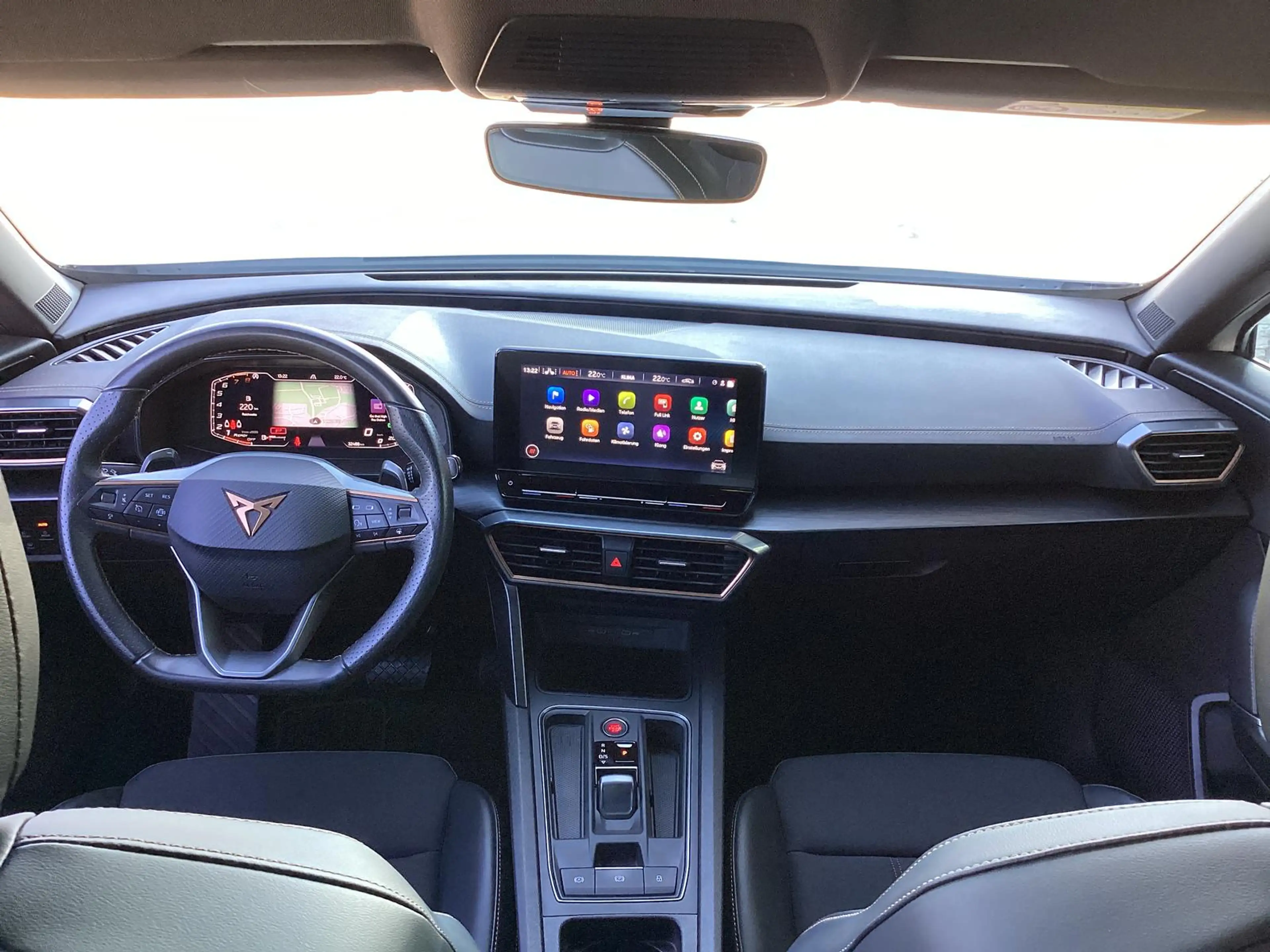 CUPRA Formentor 1.5 TSI DSG/19"/SHZ/ACC/Kamera/Navi — photo 6