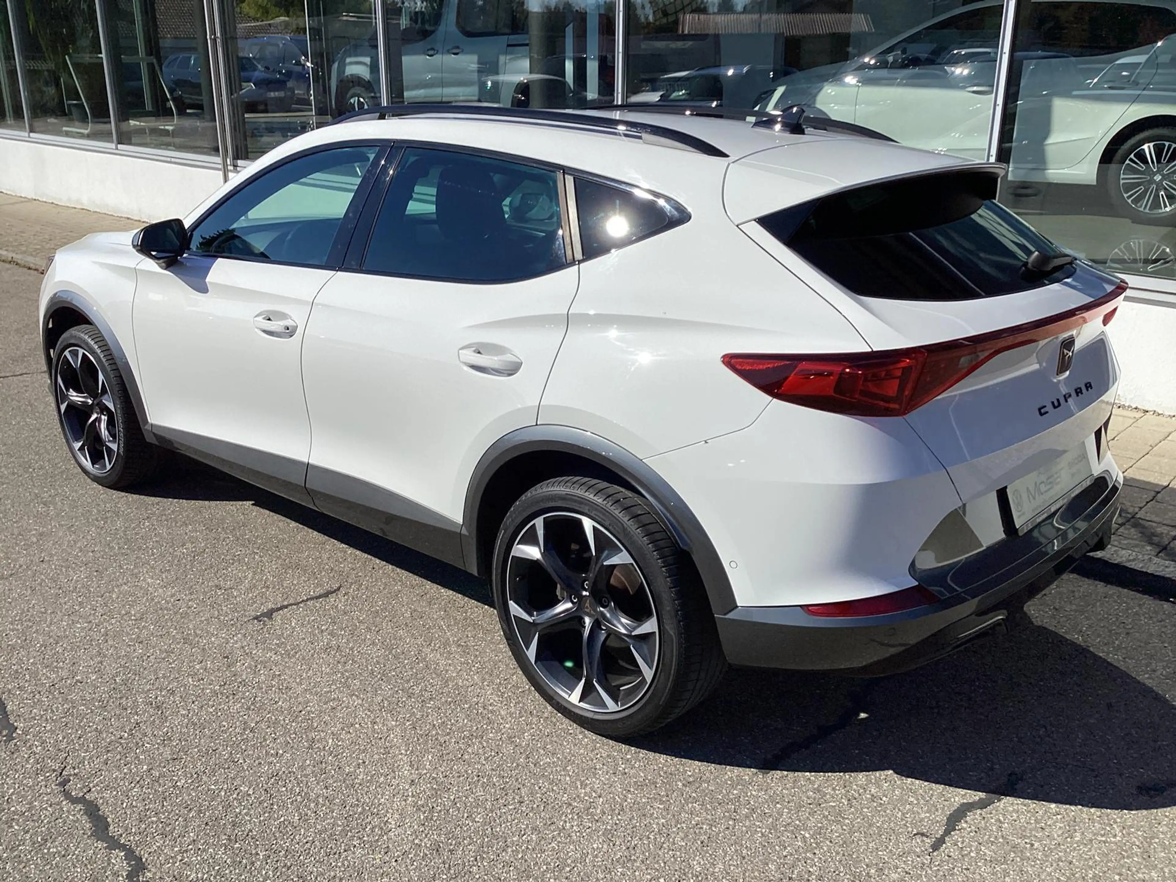CUPRA Formentor 1.5 TSI DSG/19"/SHZ/ACC/Kamera/Navi — photo 2