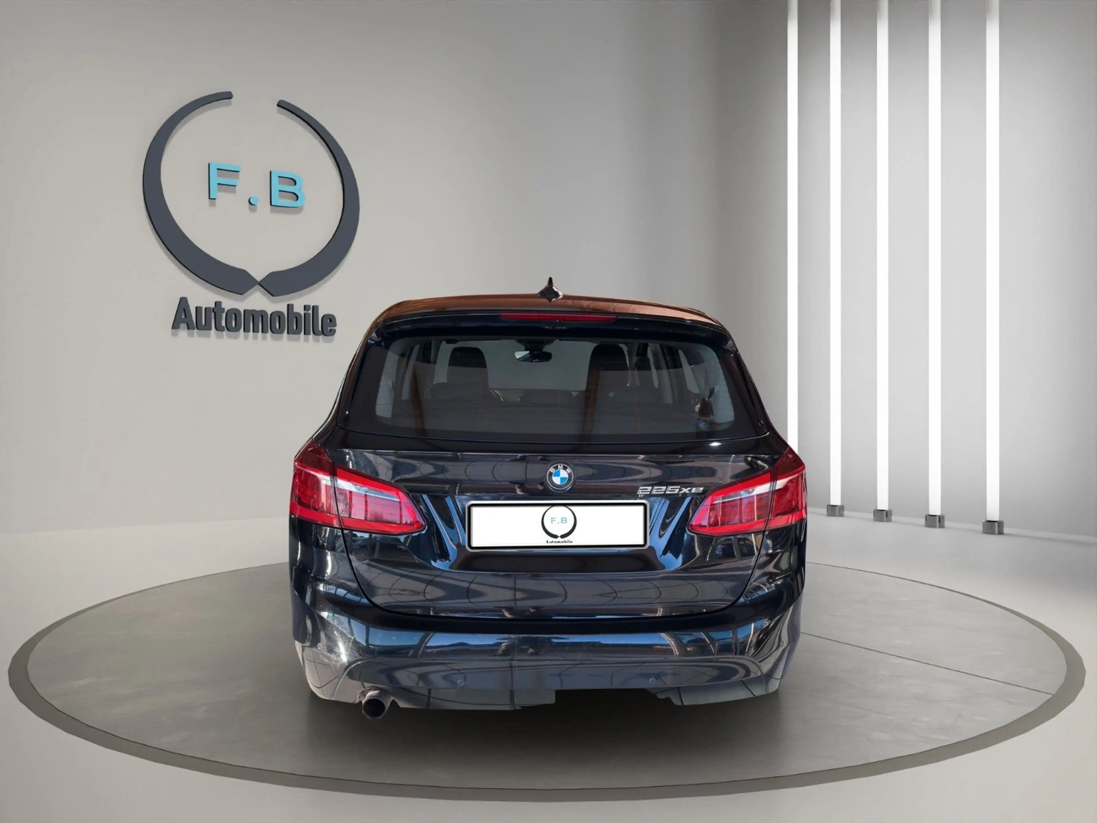 BMW 225 xe Advantage/HYBRID/SHZ/PDC/SD/PD/UVM.. — photo 8