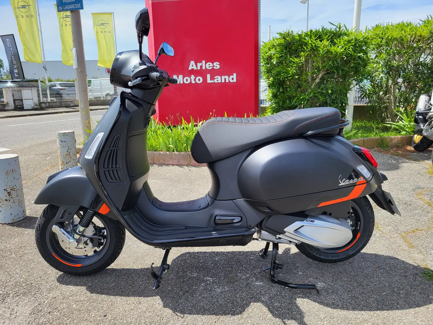 Vespa GTS 310 Czarny - 1
