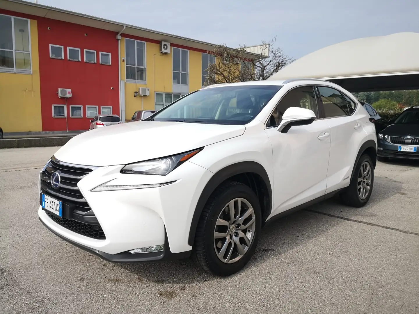 Lexus NX 300 h 2.5 2WD ***TELECAMERA***TAGLIANDI LEXUS*** bijela - 1