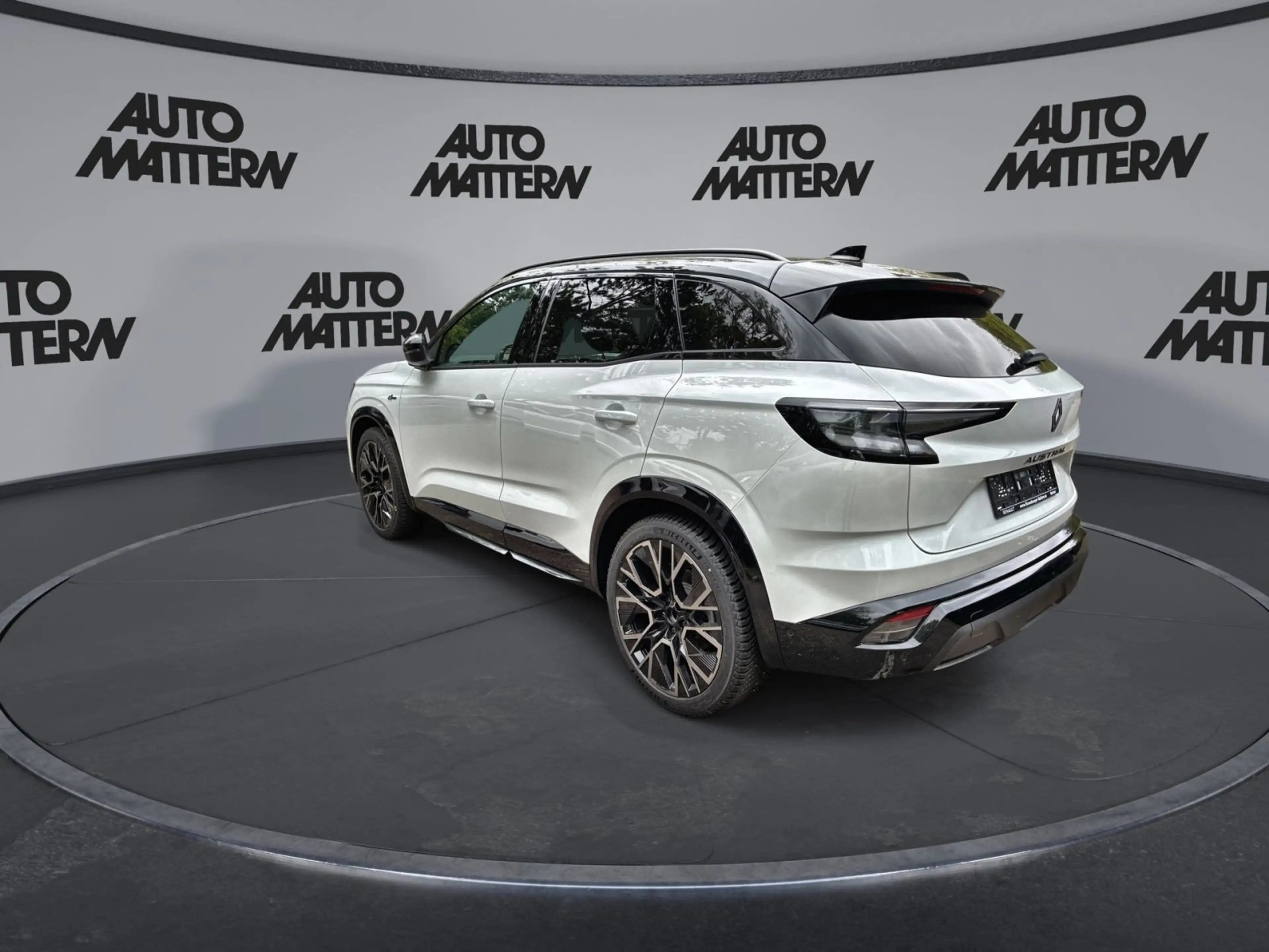Renault Austral Alpine E-TECH Hybrid 200 — photo 6