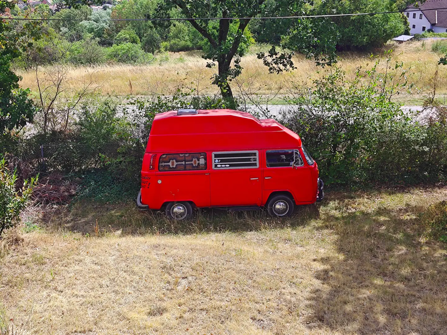 Volkswagen T2 Rot - 1