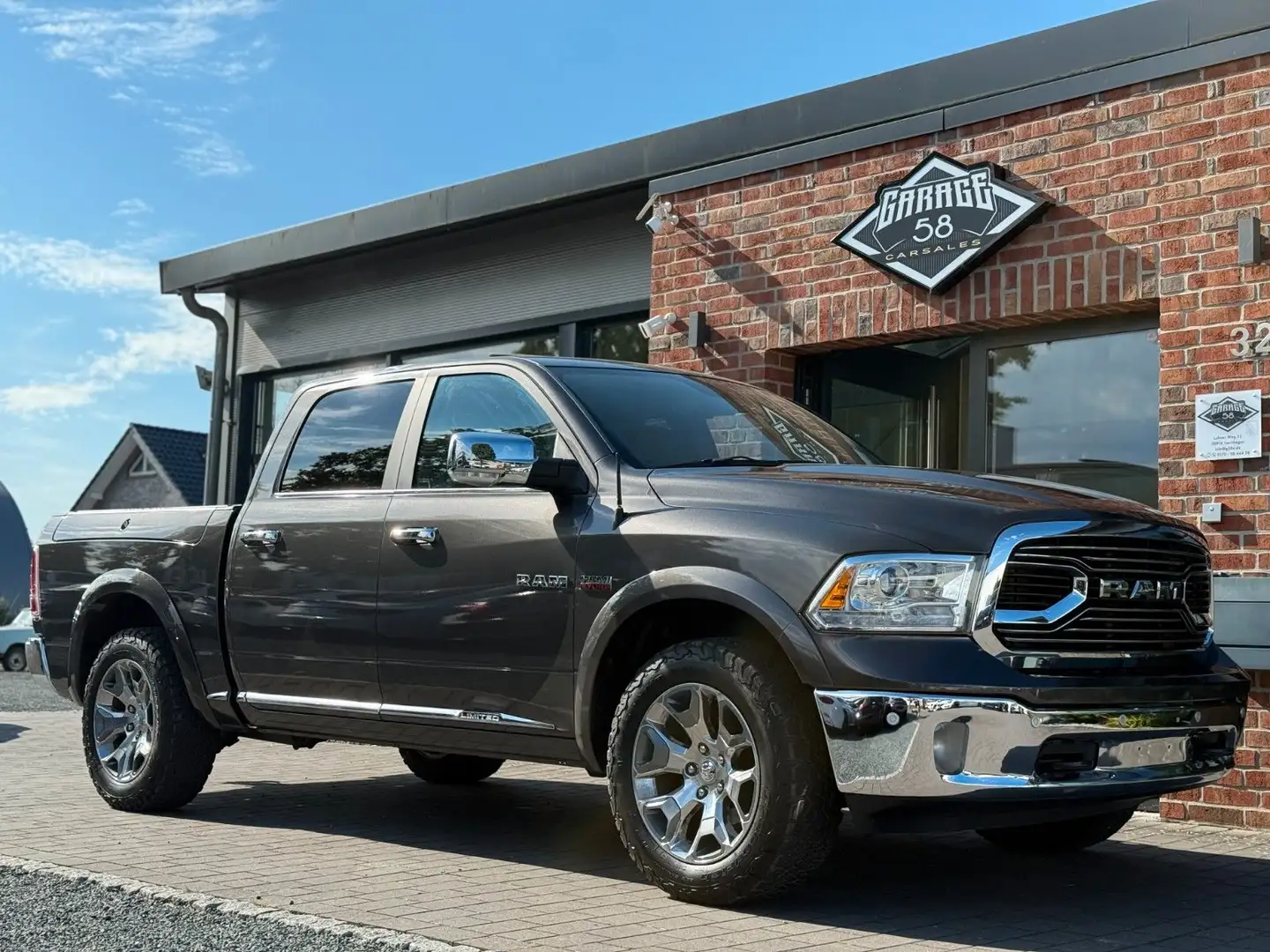 Dodge RAM 1500 5.7 4x4/LIMITED/Luft/Crew/Rambox/DE Grijs - 1