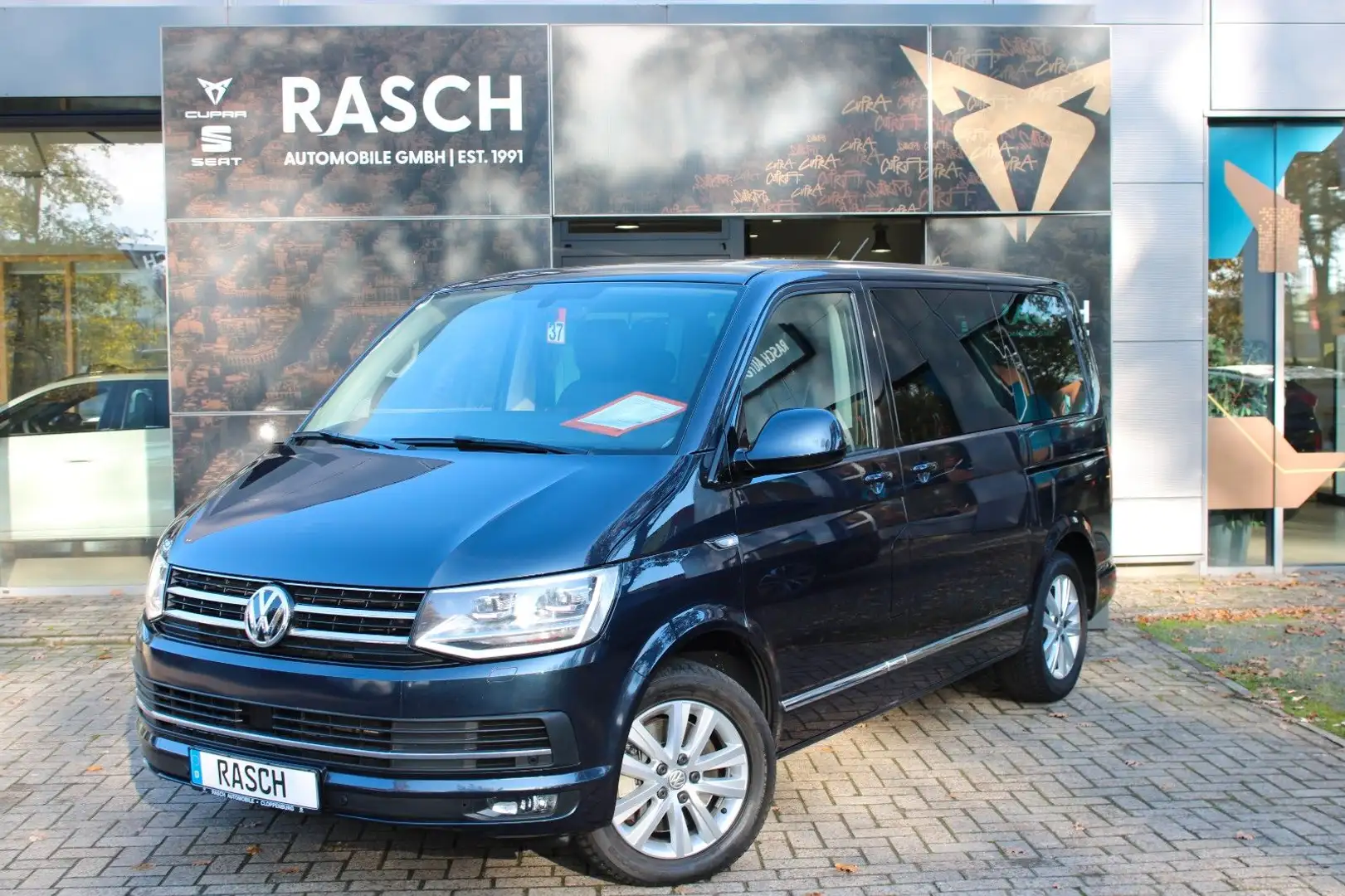 Volkswagen T6 Multivan Highline 2.0 TDI DSG +NAVI+AHK+SHZ++ Blau - 1