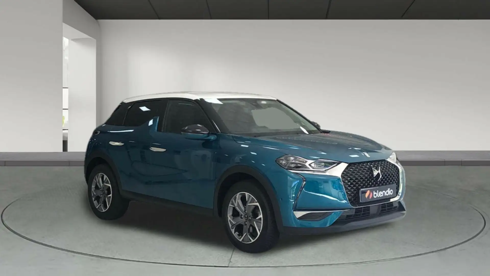 DS Automobiles DS 3 1.2 PURETECH 96KW SO CHIC AUTO 130 5P Bleu - 2