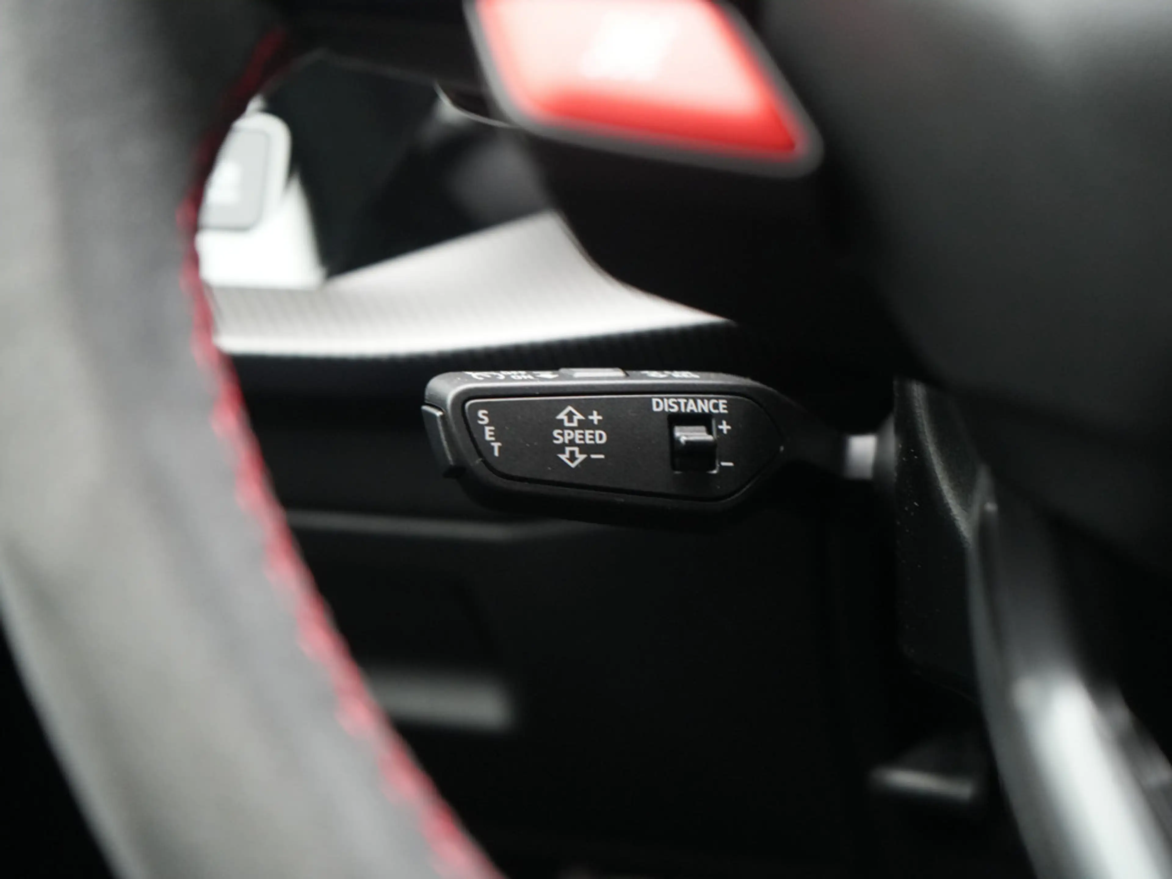 Audi RS3 — photo 12