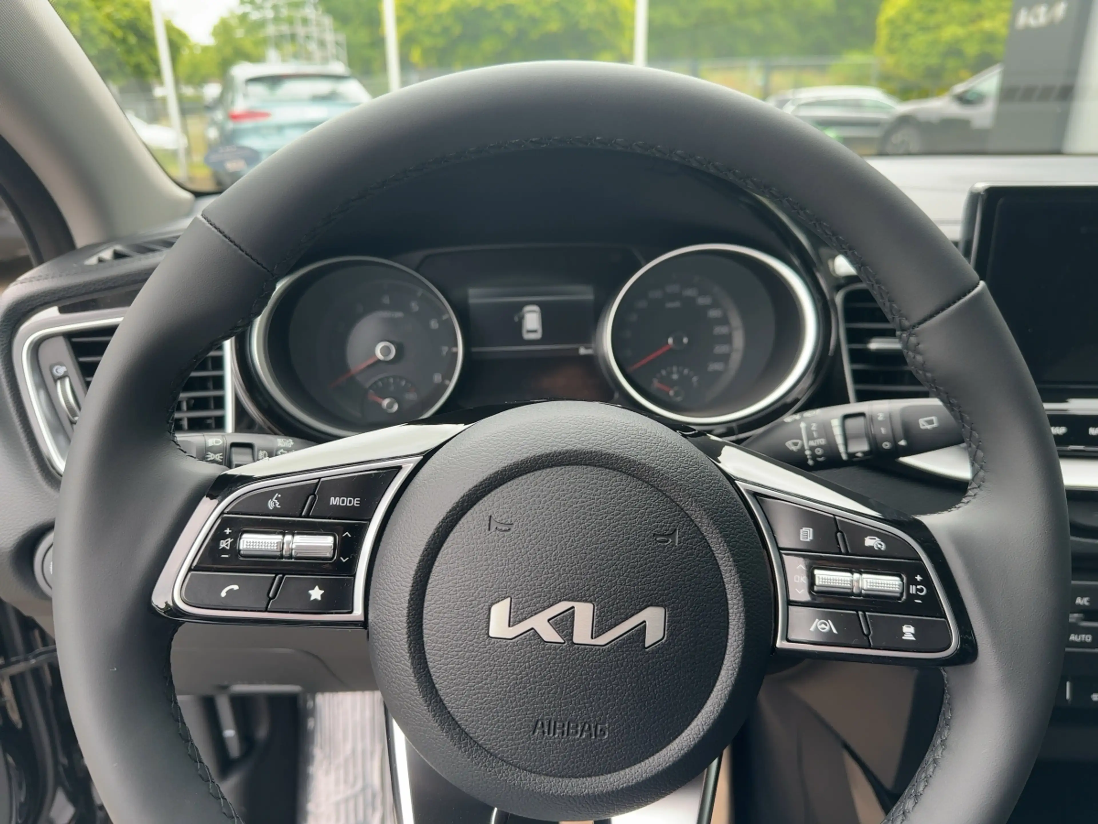 Kia Ceed SW / cee'd SW Ultimate Edition LED+Kamera — photo 12